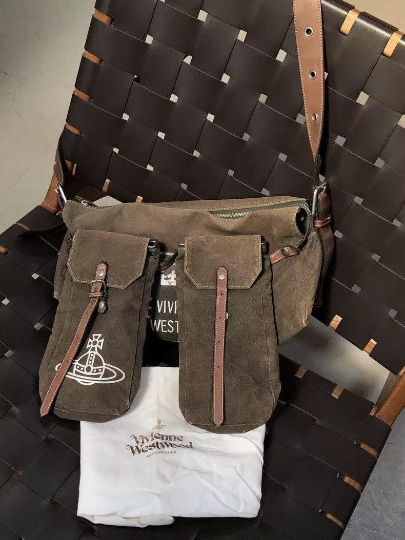 Vivienne Westwood Vivienne Westwood size os Used military uniform canvas bag Size ONE SIZE - 1 Thumbnail
