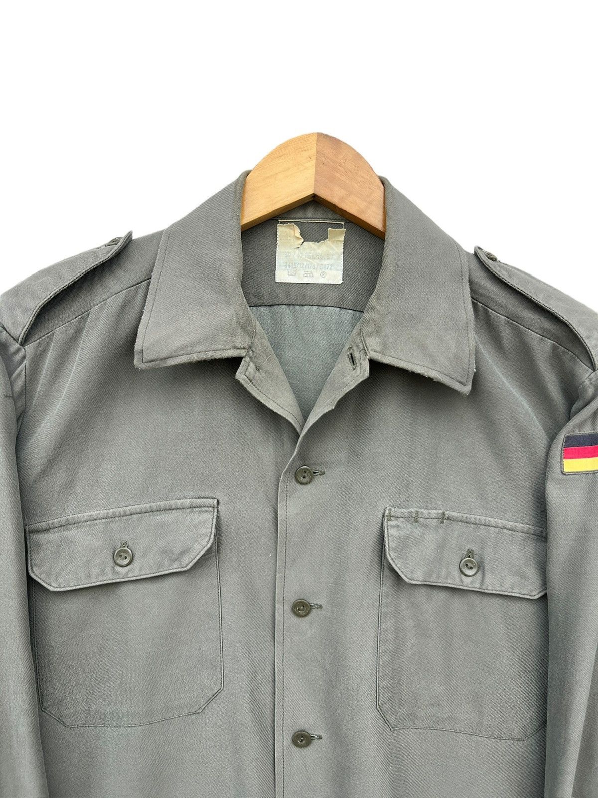 Vintage Vintage 70 80 90 Military Germany Green Button Up Shirt Size US L / EU 52-54 / 3 - 3 Thumbnail