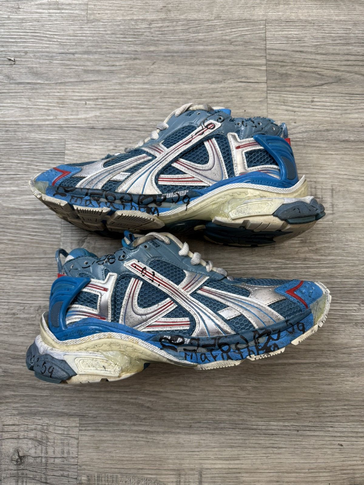 Balenciaga Balenciaga Runner Blue/White - Distressed Graffiti Size US 11 / EU 44 - 3 Thumbnail