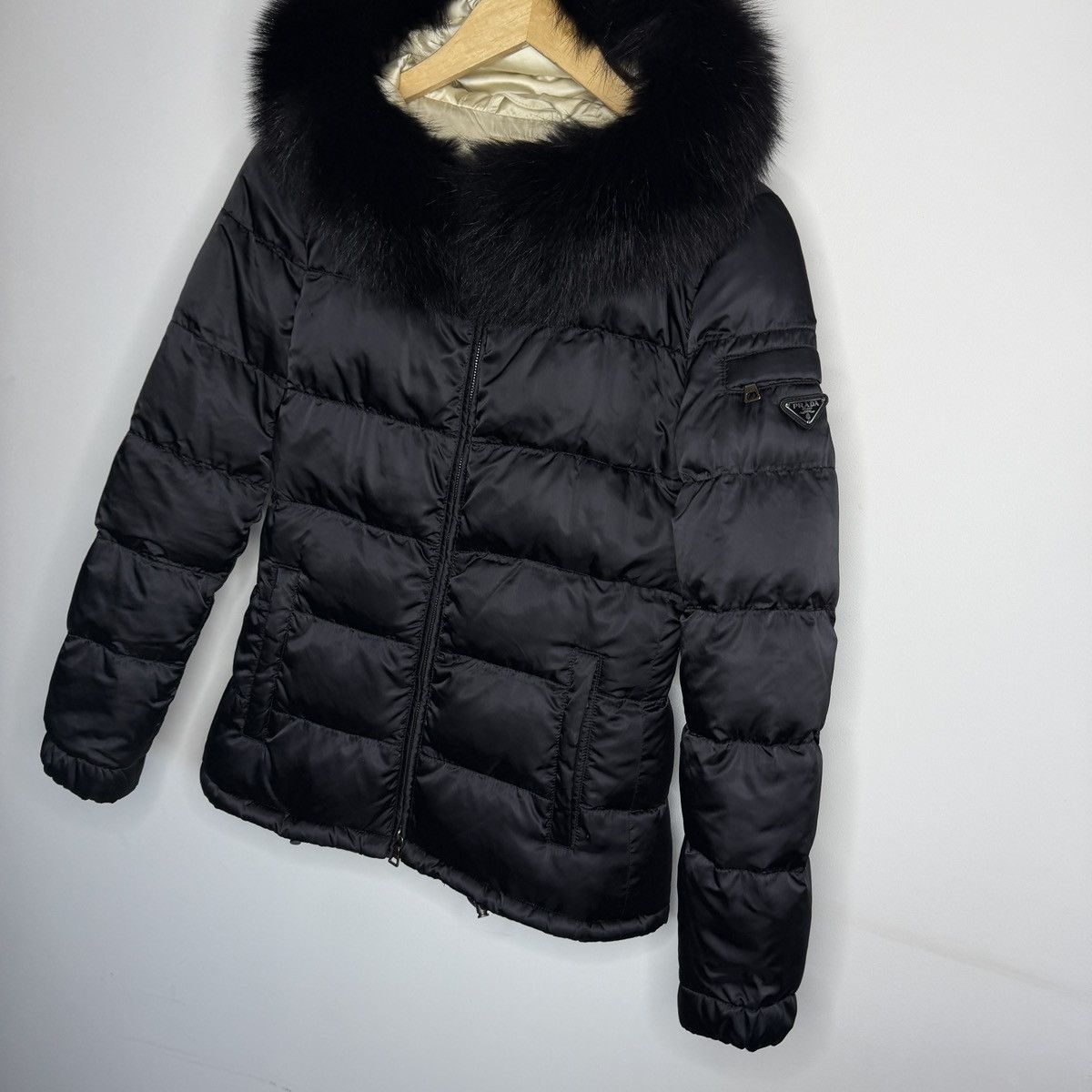Prada Goose Down Black Fox Fur Puffer Coat Jacket 38 Milan Size XS / US 0-2 / IT 36-38 - 2 Thumbnail