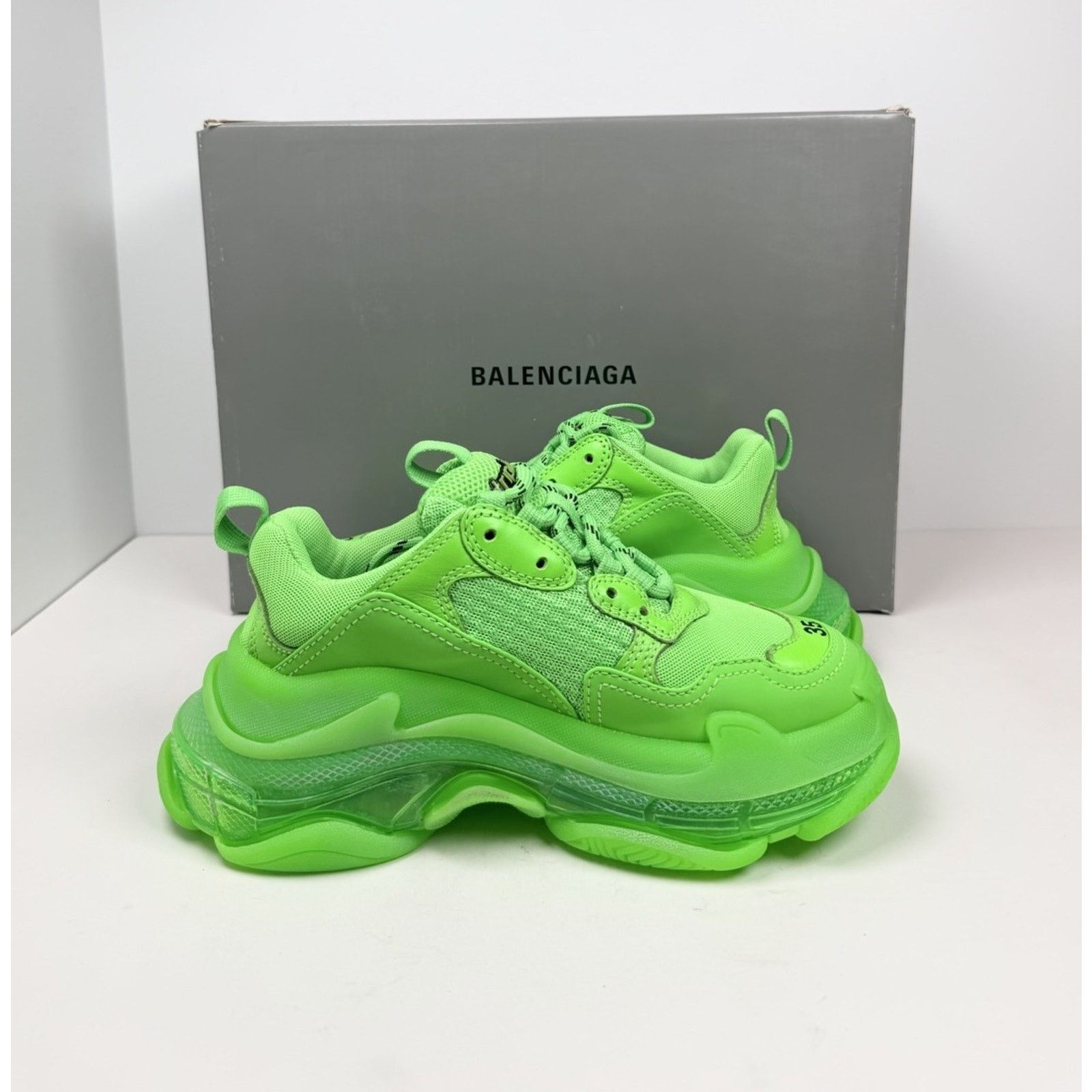 Balenciaga Size 35EU/5W - Balenciaga Triple S Fluo Green NEW Size US 5 / IT 35 - 5 Thumbnail