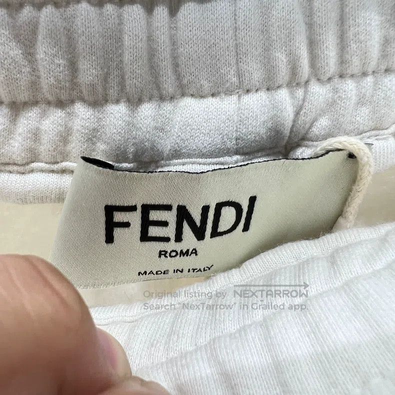 Fendi Fendi Double Flogo mid-rise solid color shorts Size 42" / US 20 - 3 Thumbnail