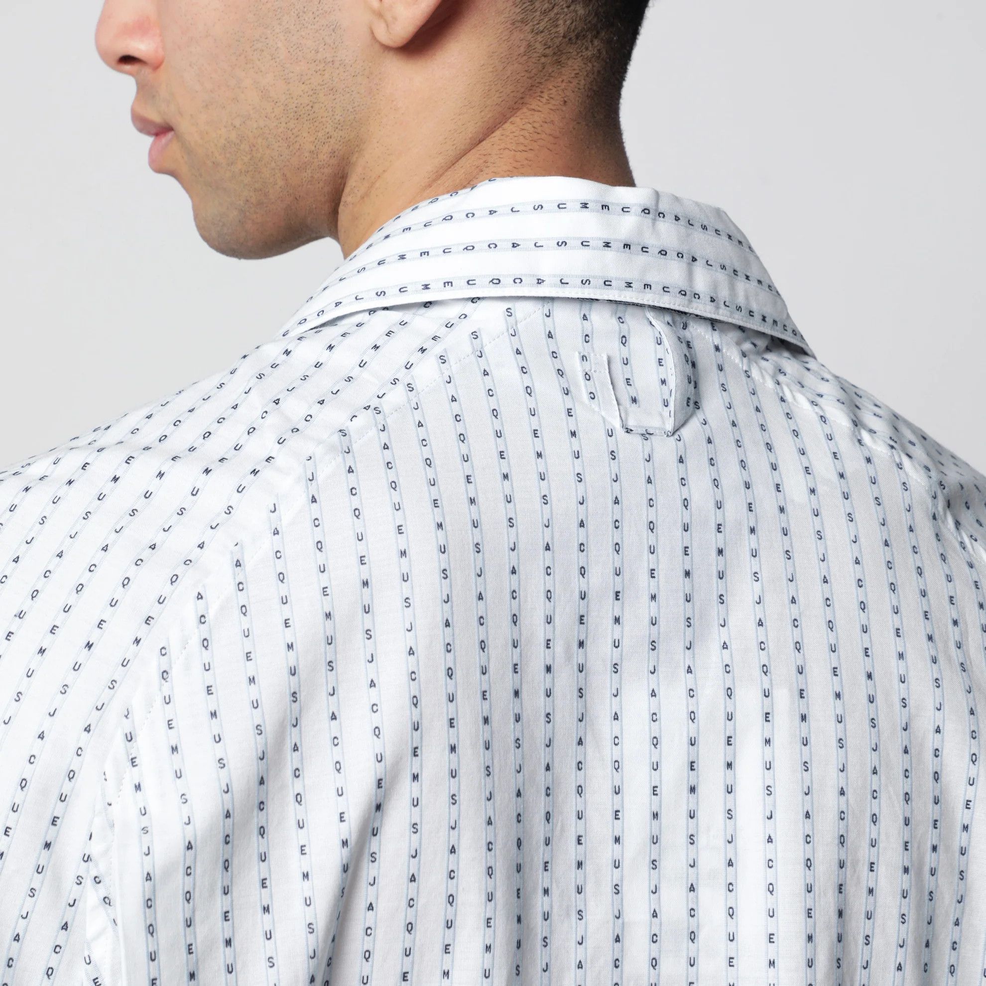 Jacquemus o1d2blof0526 Cotton Short Sleeve Button Shirt in Multicolor Size US S / EU 44-46 / 1 - 3 Thumbnail