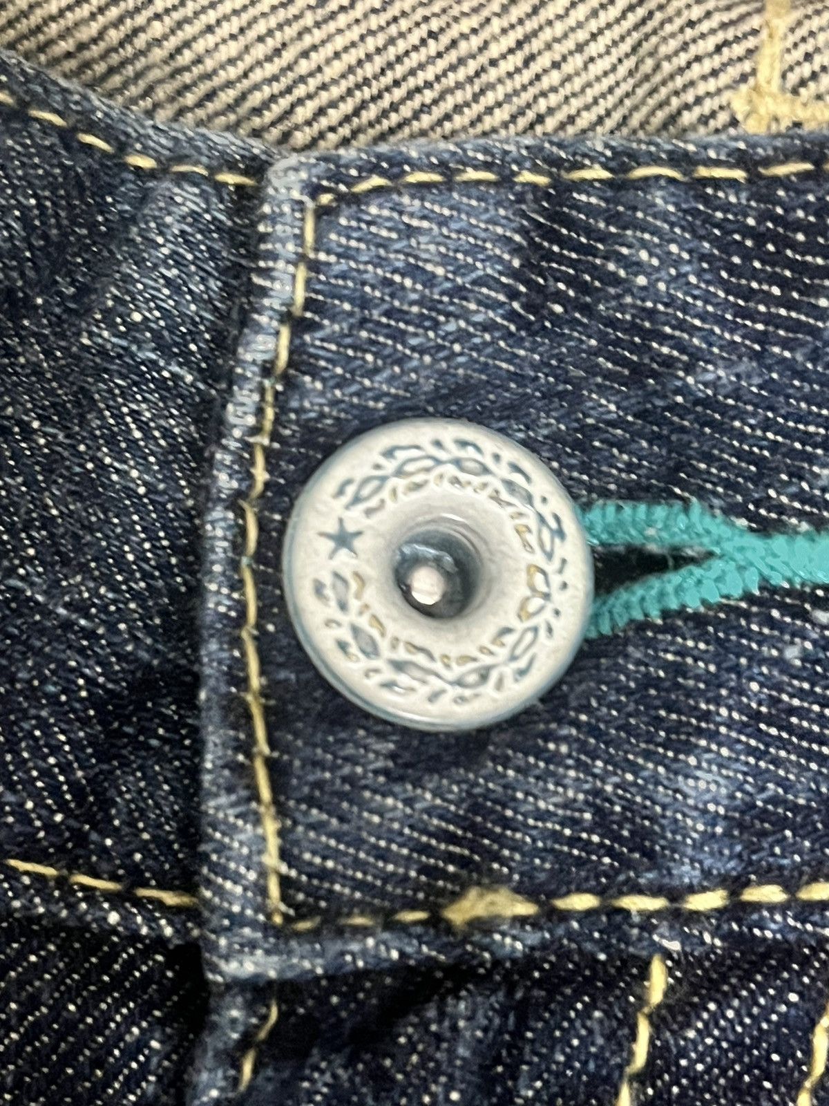 Uniqlo 90’s Uniqlo Boyfriend Unisex Flare Style Jeans Size US 32 / EU 48 - 3 Thumbnail