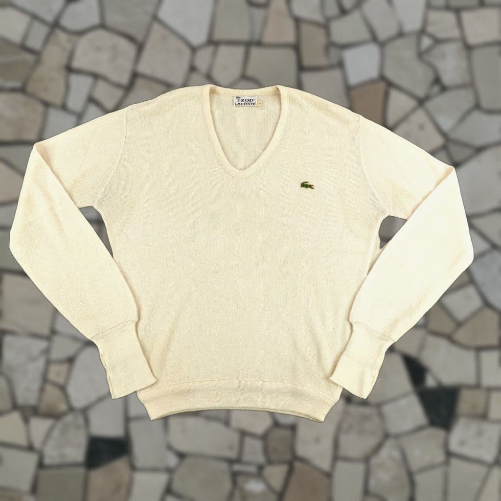 Vintage VINTAGE Izod Lacoste Sweater Men Large Beige V-Neck Pullover 60s Classic Logo Preppy Size US L / EU 52-54 / 3 - 1 Thumbnail