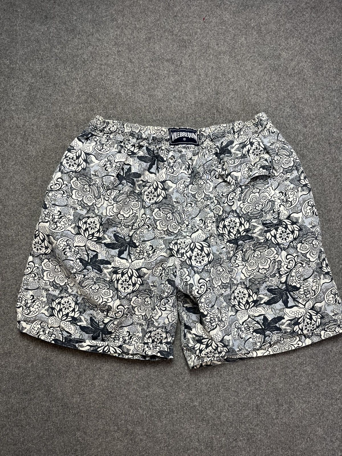 Vilebrequin Vilebrequin printed shorts Size US 38 / EU 54 - 3 Thumbnail