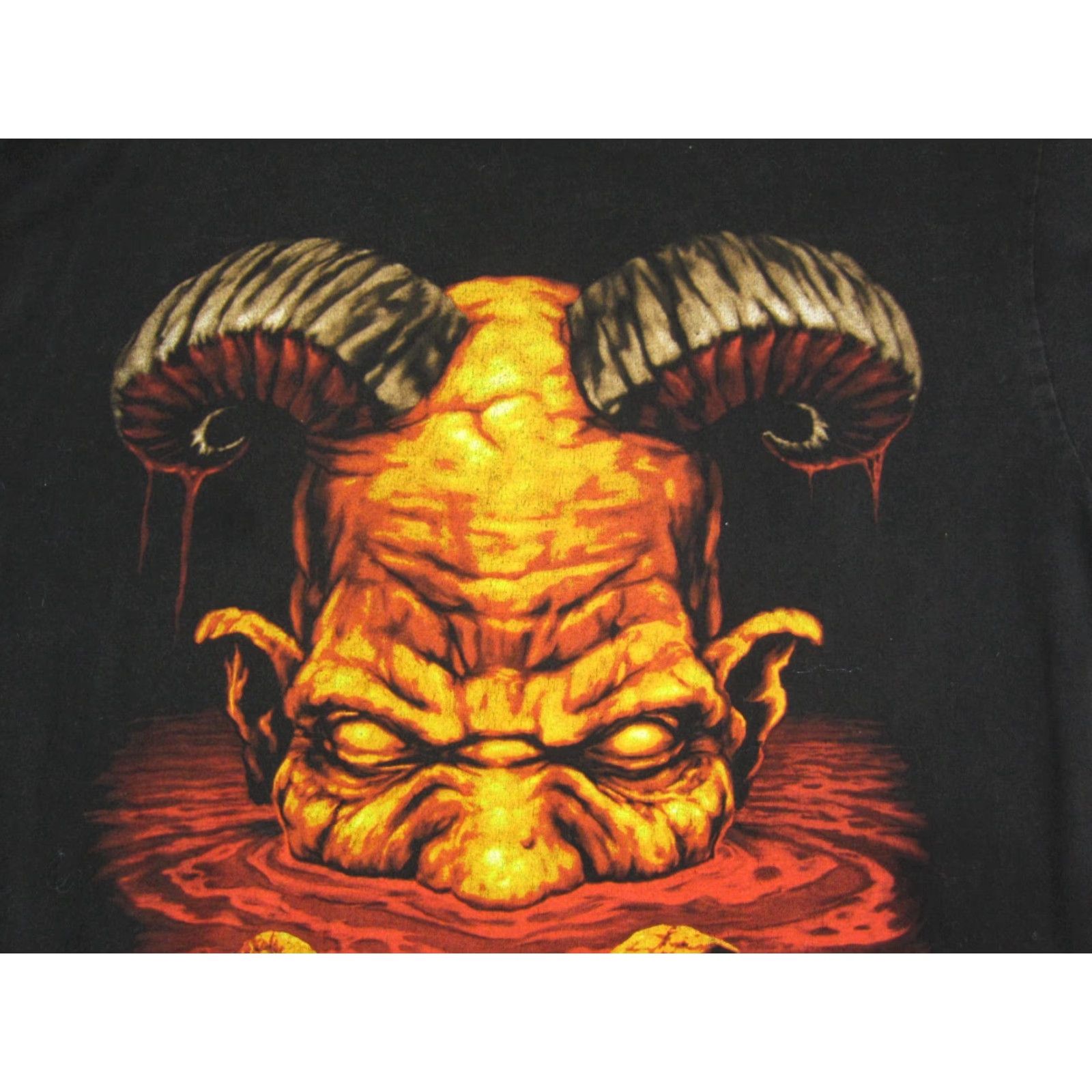 Vintage VINTAGE Cygnus Devil Skulls Shirt Adult L Black Crew Neck Short Sleeve T-Shirt Men Wes Benscoter 90s Skull Theme Size US L / EU 52-54 / 3 - 3 Thumbnail