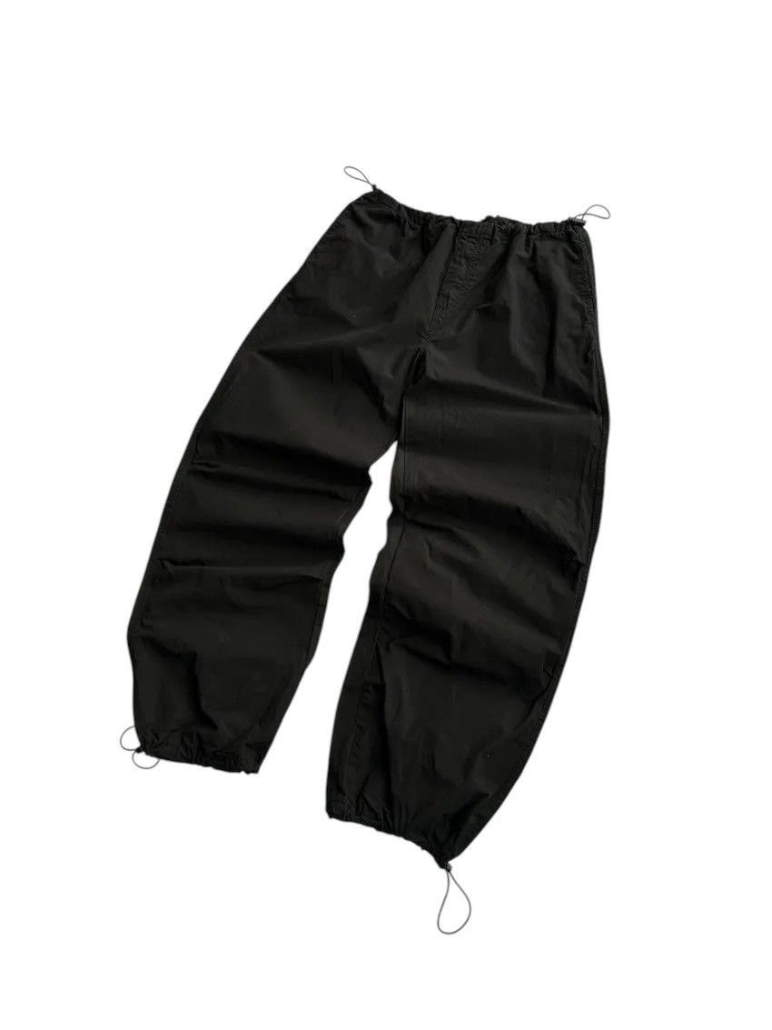Japanese Brand × Vintage Vintage Parachute Black Japanese Cargo Pants Size US 32 / EU 48 - 2 Thumbnail