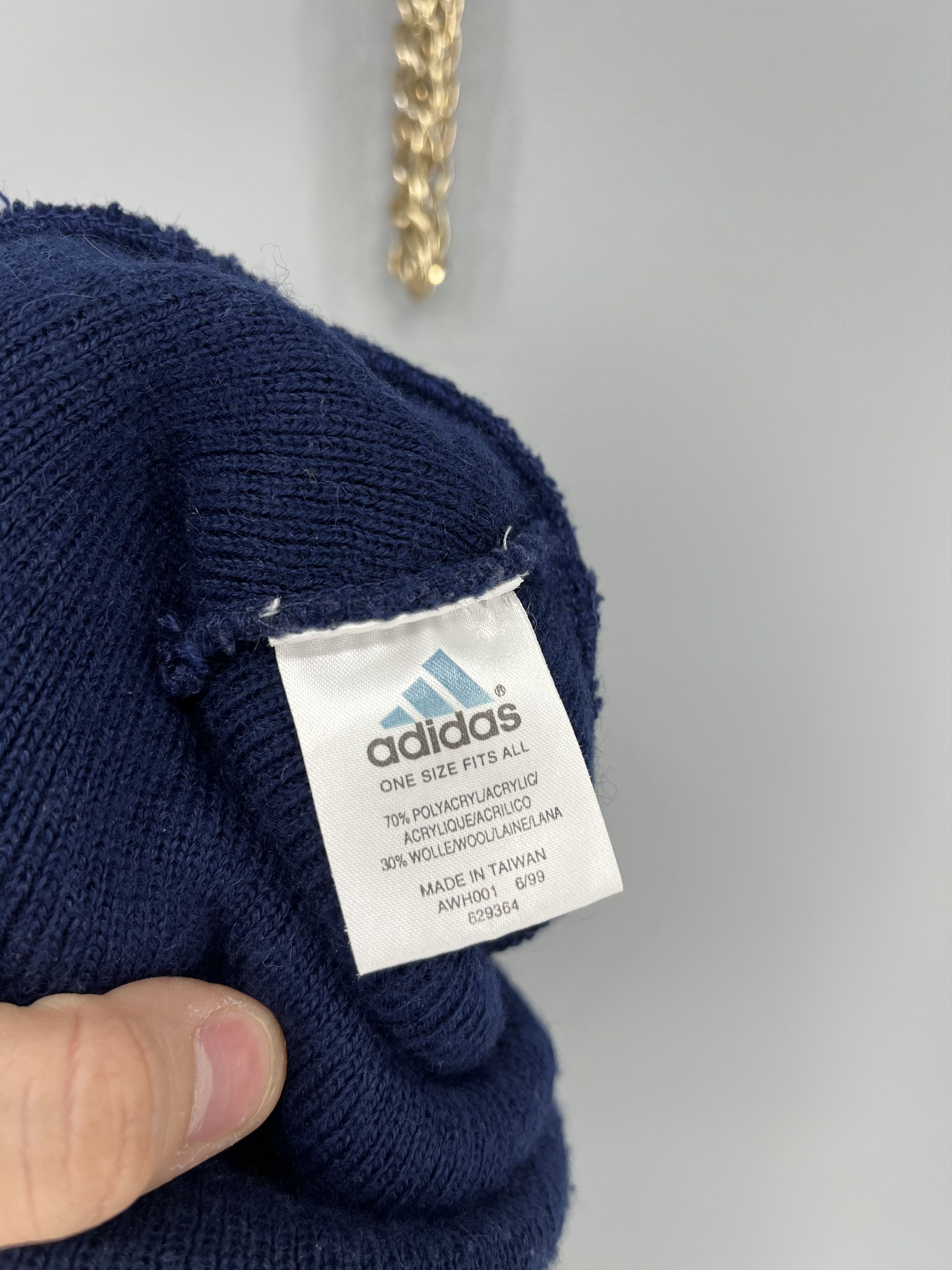 Adidas Vintage Fleece Adidas Corporate Beanie / Snow Hat / Snow Cap Size ONE SIZE - 4 Thumbnail