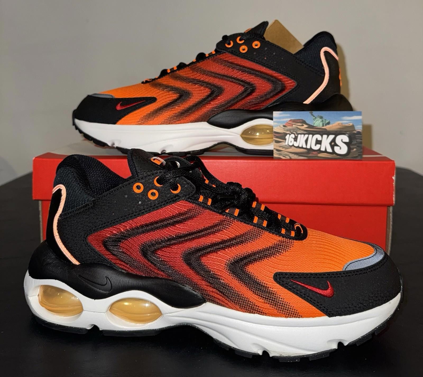 Nike Nike Air Max TW SE Orange Summit White Black Size 10.5 Size US 10.5 / EU 43-44 - 1 Thumbnail