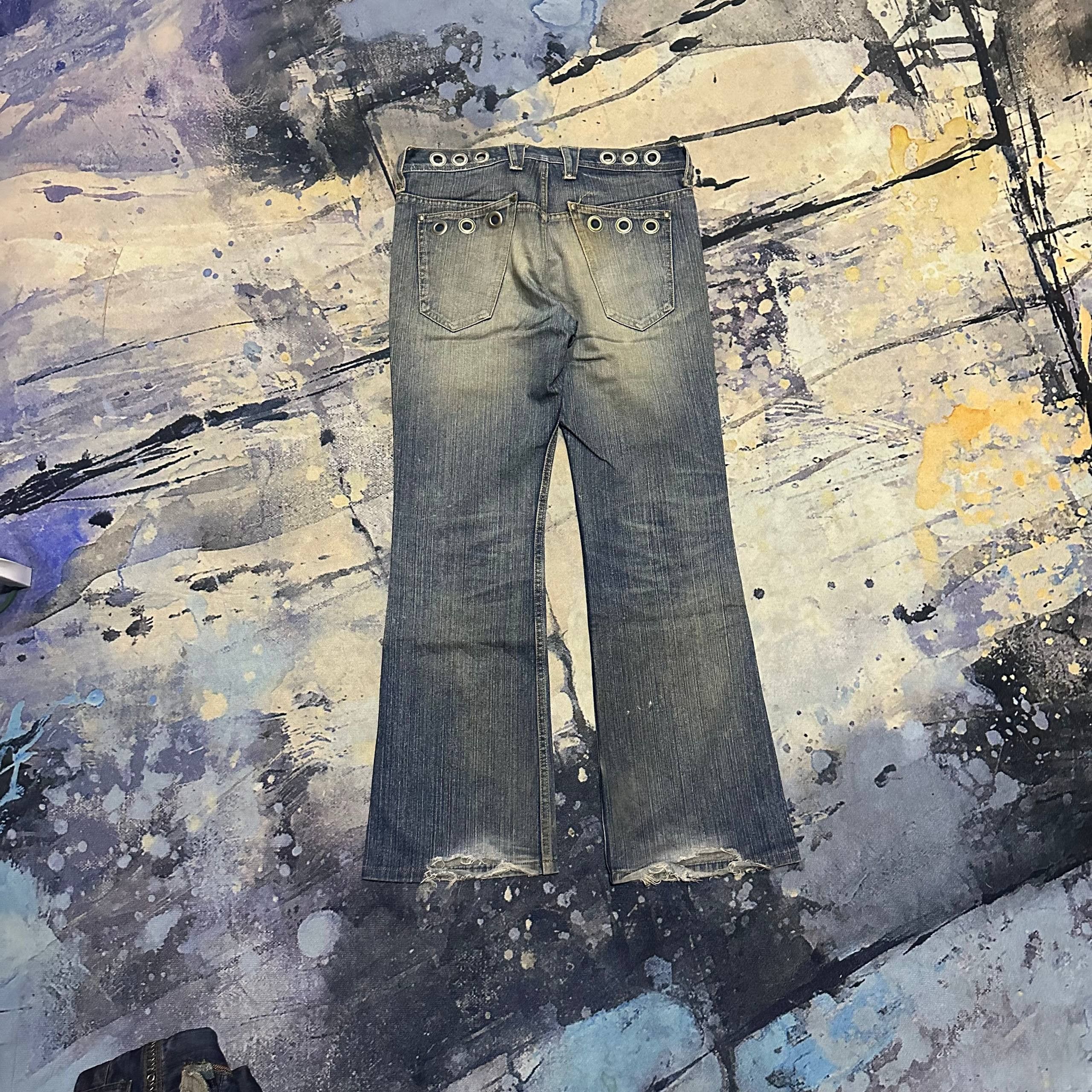 Japanese Brand 2000s Gogmagog Japan Distressed Flared Grommet Rivet Jeans Size US 34 / EU 50 - 4 Thumbnail