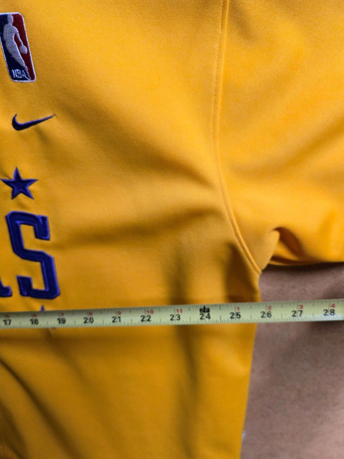 Nike Mens XXL LA Lakers Rewind 57 Vintage Shooting Shirt Warmup Size US XXL / EU 58 / 5 - 6 Thumbnail