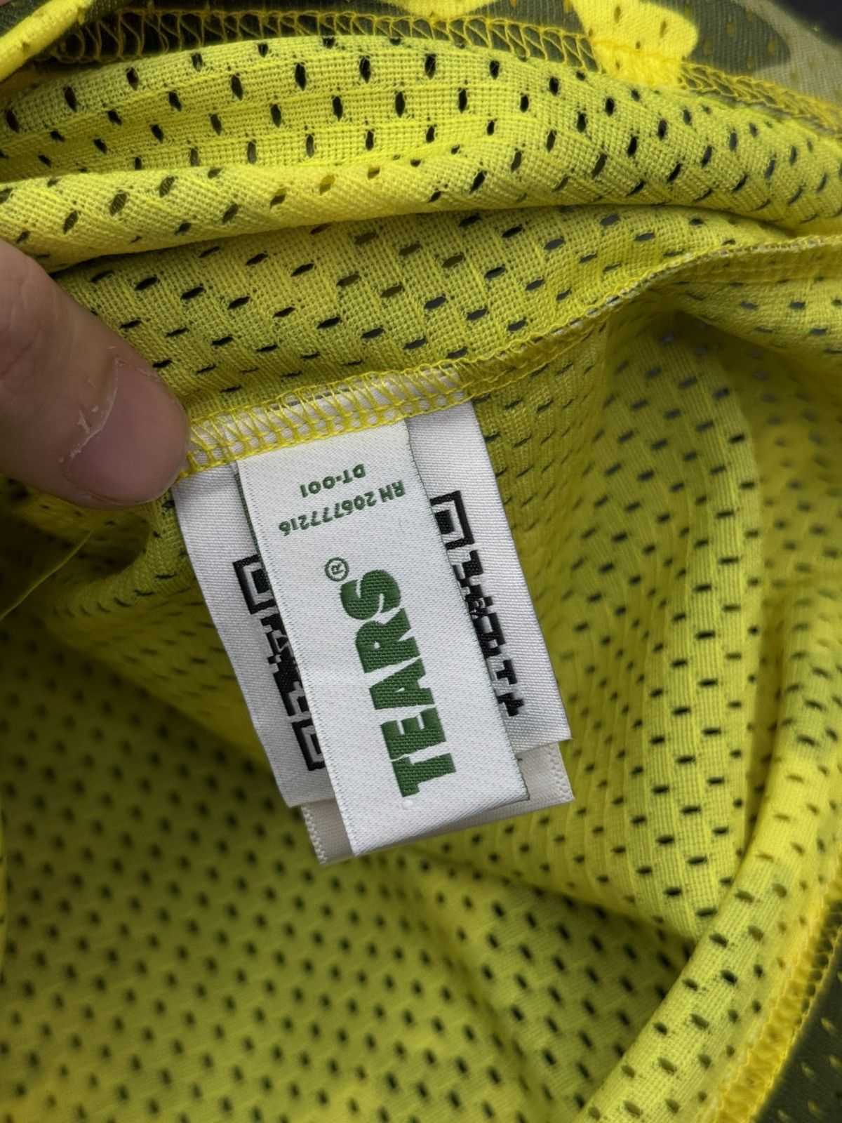 DENIM TEARS Denim Tears Yellow Camo Cotton Wreath Jersey Size XL (NEW) Size US XL / EU 56 / 4 - 9 Thumbnail