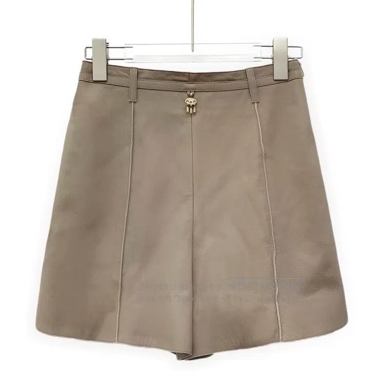 Hermes Hermes Brown sheepskin casual leather pants shorts Size 42" / US 20 - 1 Thumbnail