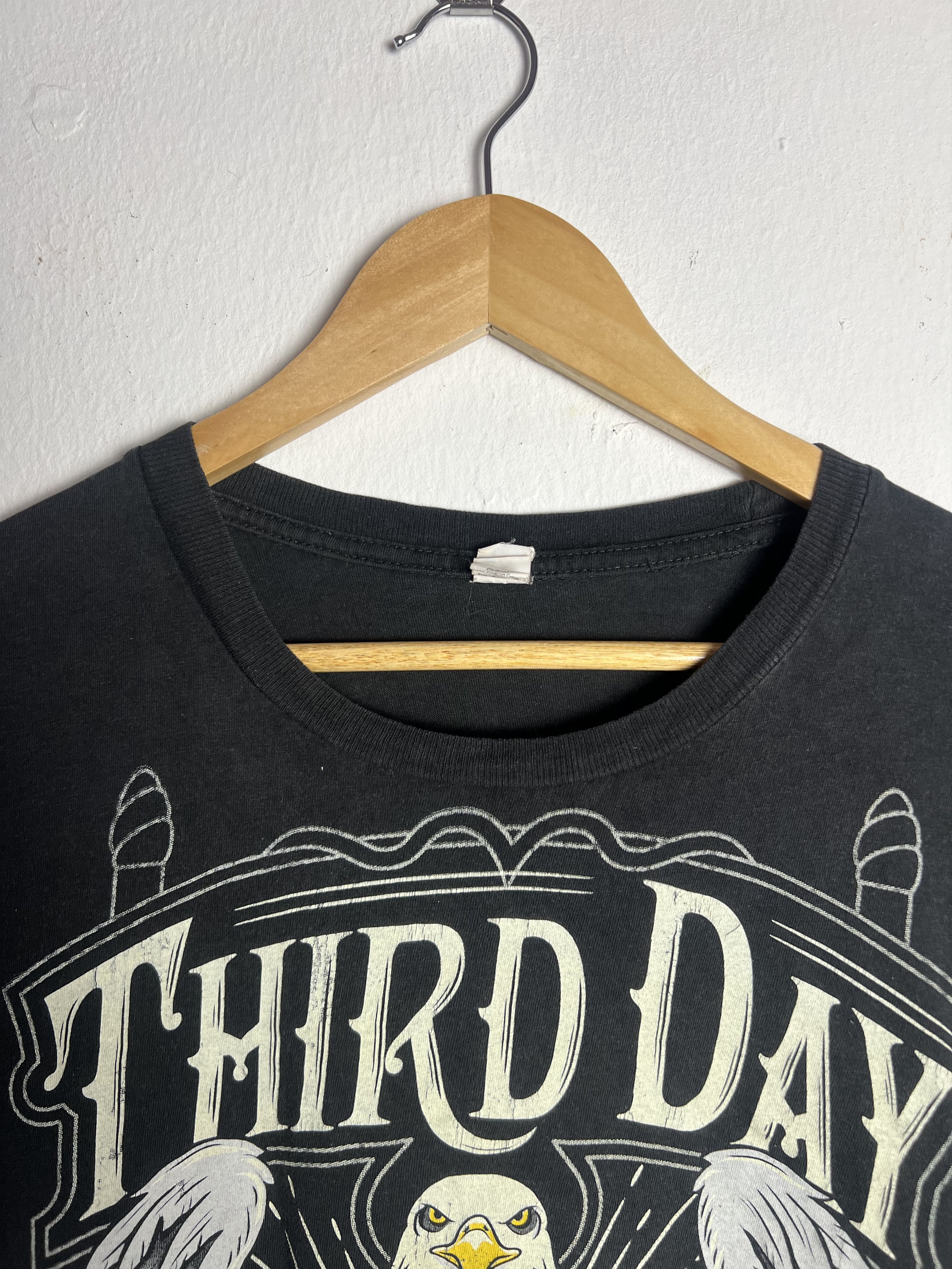 Band Tees Third Day Miracle Tour Tee Size US XL / EU 56 / 4 - 5 Thumbnail