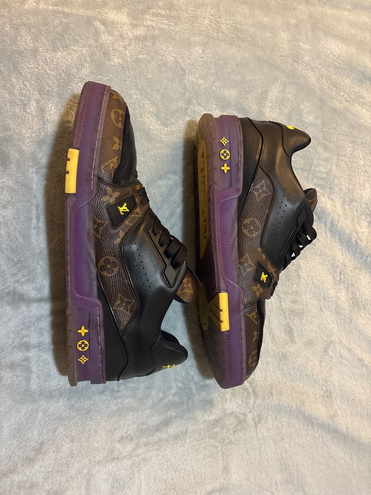 Louis Vuitton Louis Vuitton Trainer Sneakers Size US 9 / EU 42 - 1 Thumbnail