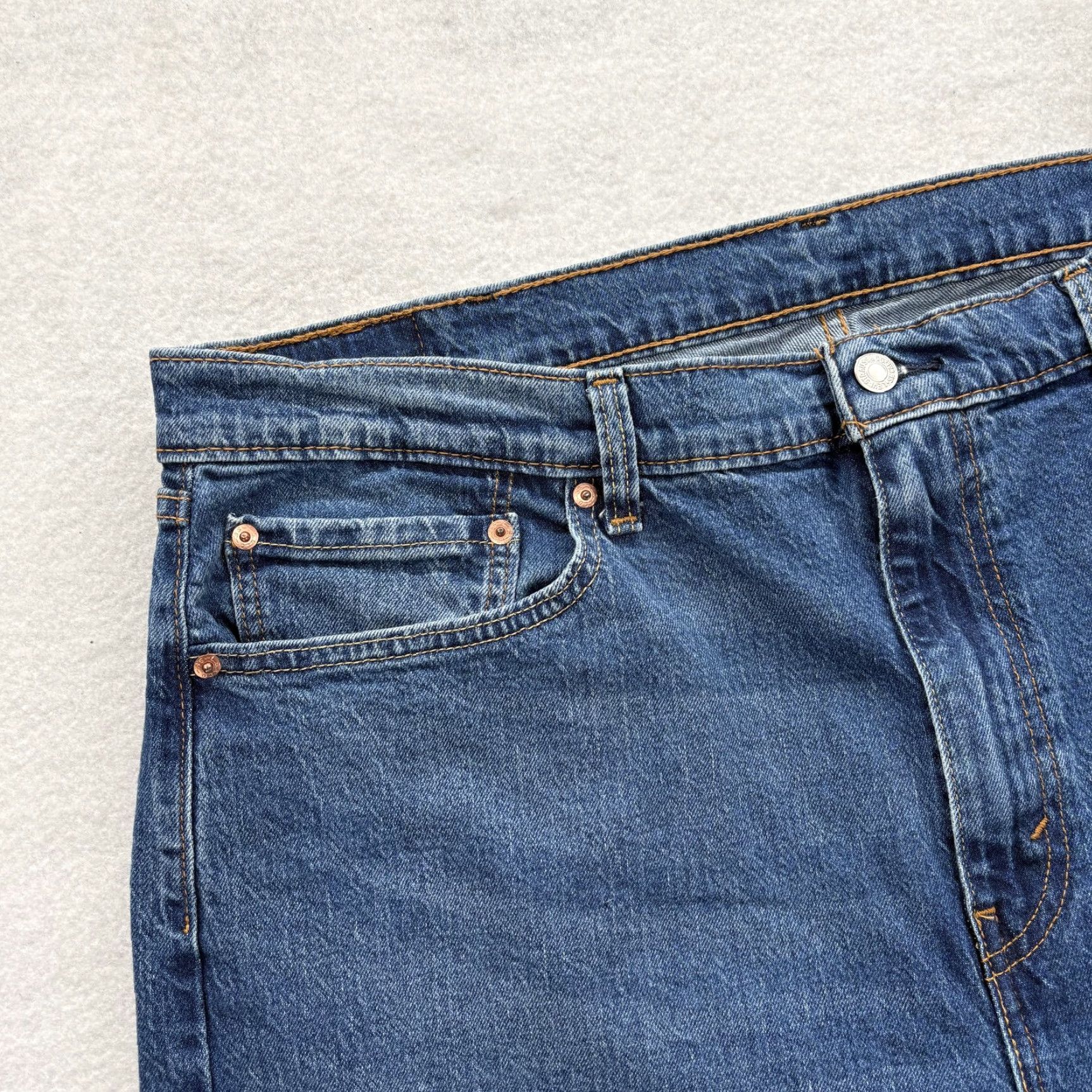 Levi's Levis 505 Jeans Mens 40x30 Blue Medium Wash Regular Straight Stretch Denim Pants Jeans Size US 40 / EU 56 - 3 Thumbnail