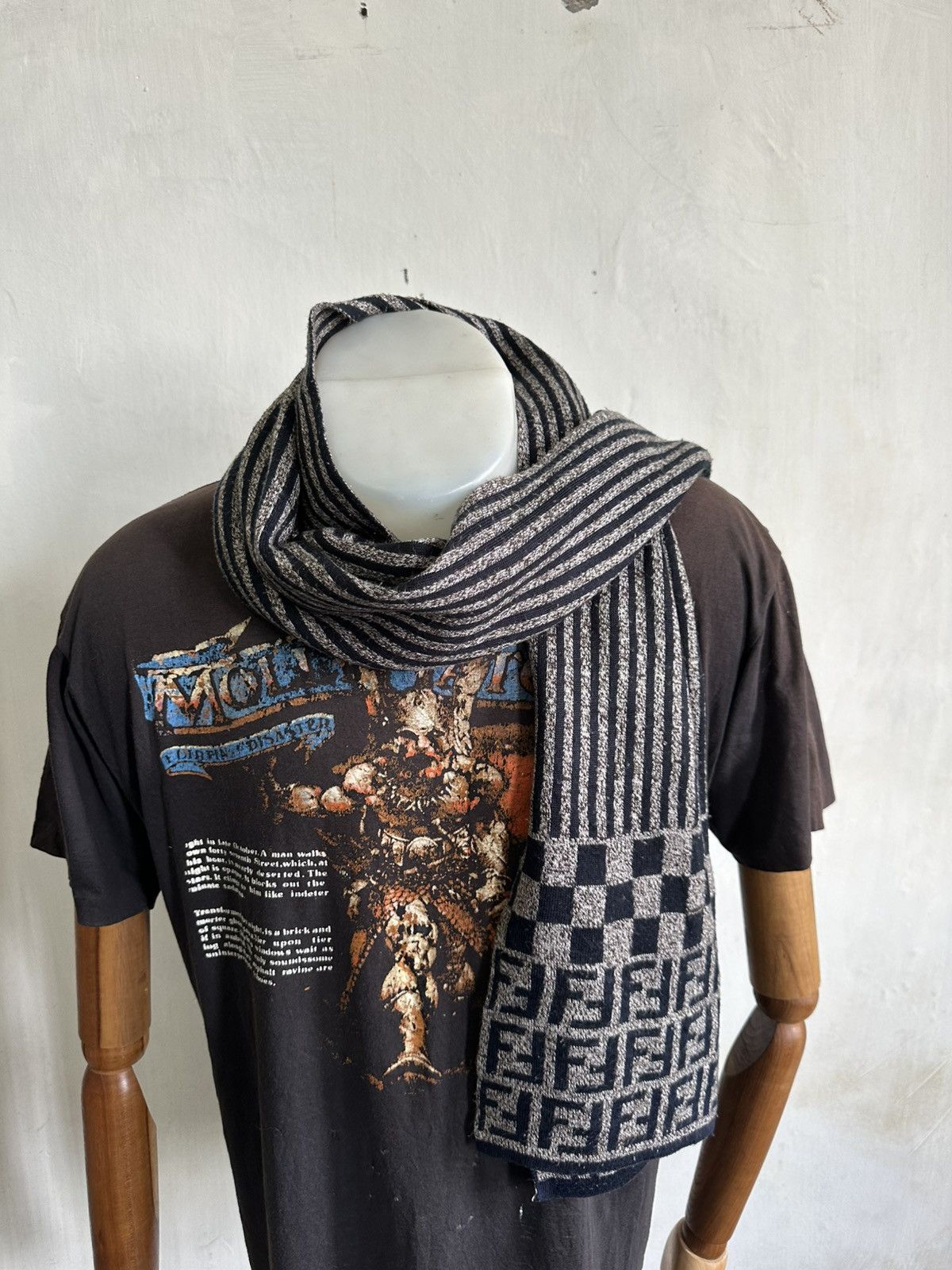 Vintage Vintage Fendi Scarf Unisex Size ONE SIZE - 2 Thumbnail