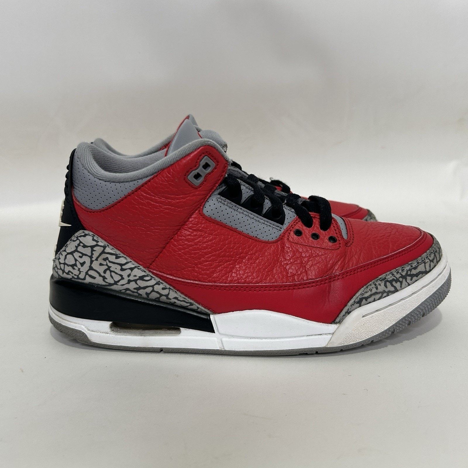 Jordan Brand Nike Air Jordan 3 Retro SE “Unite/Red Black” Size US 8.5 / EU 41-42 - 4 Thumbnail