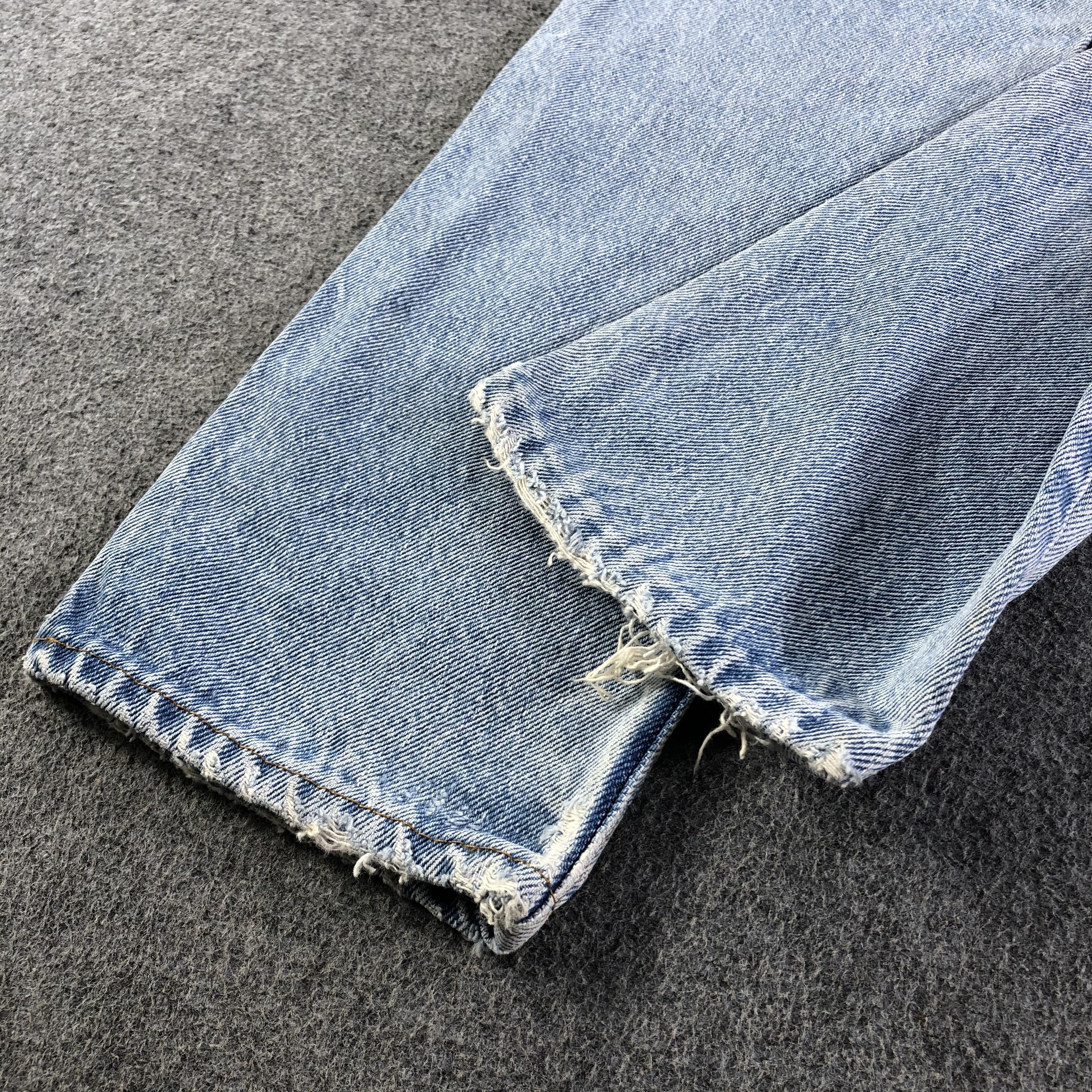 Levi's Vintage Light Wash Levis Jeans-J3382 Size US 26 / EU 42 - 5 Thumbnail