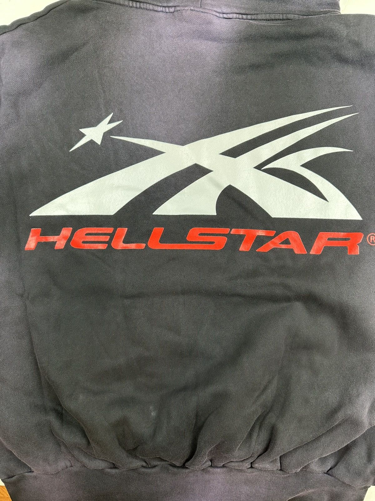 HELLSTAR Hellstar Airbrushed Skull Hoodie Size US L / EU 52-54 / 3 - 4 Thumbnail