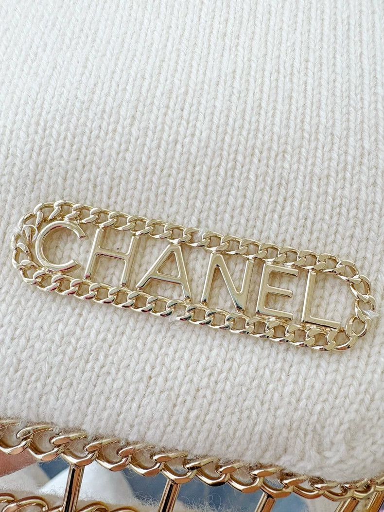 Chanel Chanel Long-sleeved knitted cardigan with chain edge coat Size S / US 4 / IT 40 - 4 Thumbnail