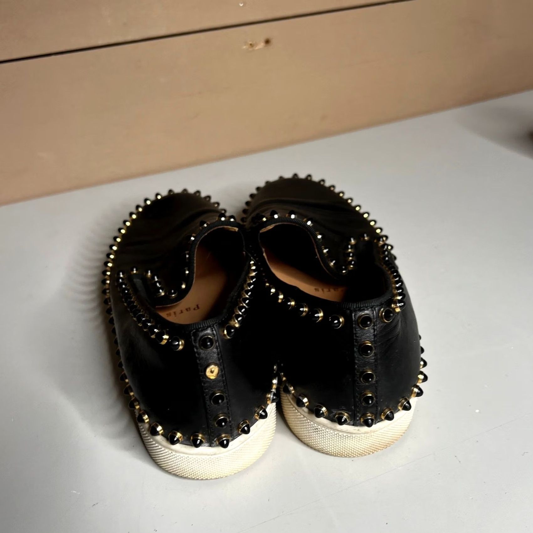 Christian Louboutin Christian Louboutin Roller Boat Black Leather Spiked Slip On Sneakers 37.5 Womens Shoes Men? Size US 8 / IT 38 - 5 Thumbnail