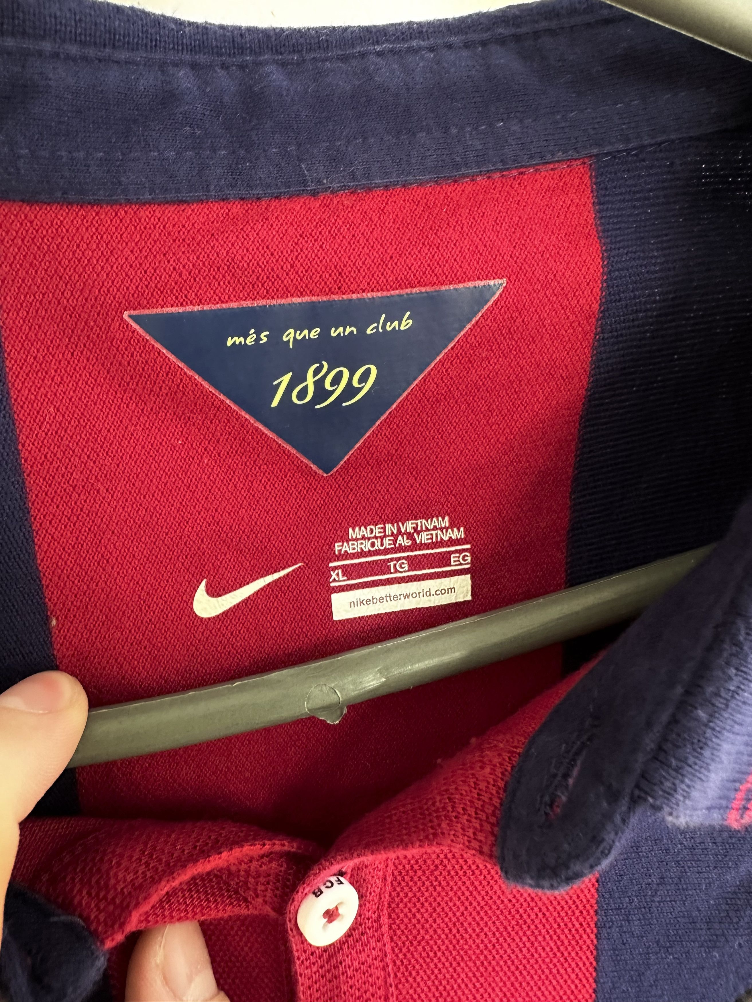 Nike Nike F.C. Barcelona t shirt Size US XL / EU 56 / 4 - 3 Thumbnail