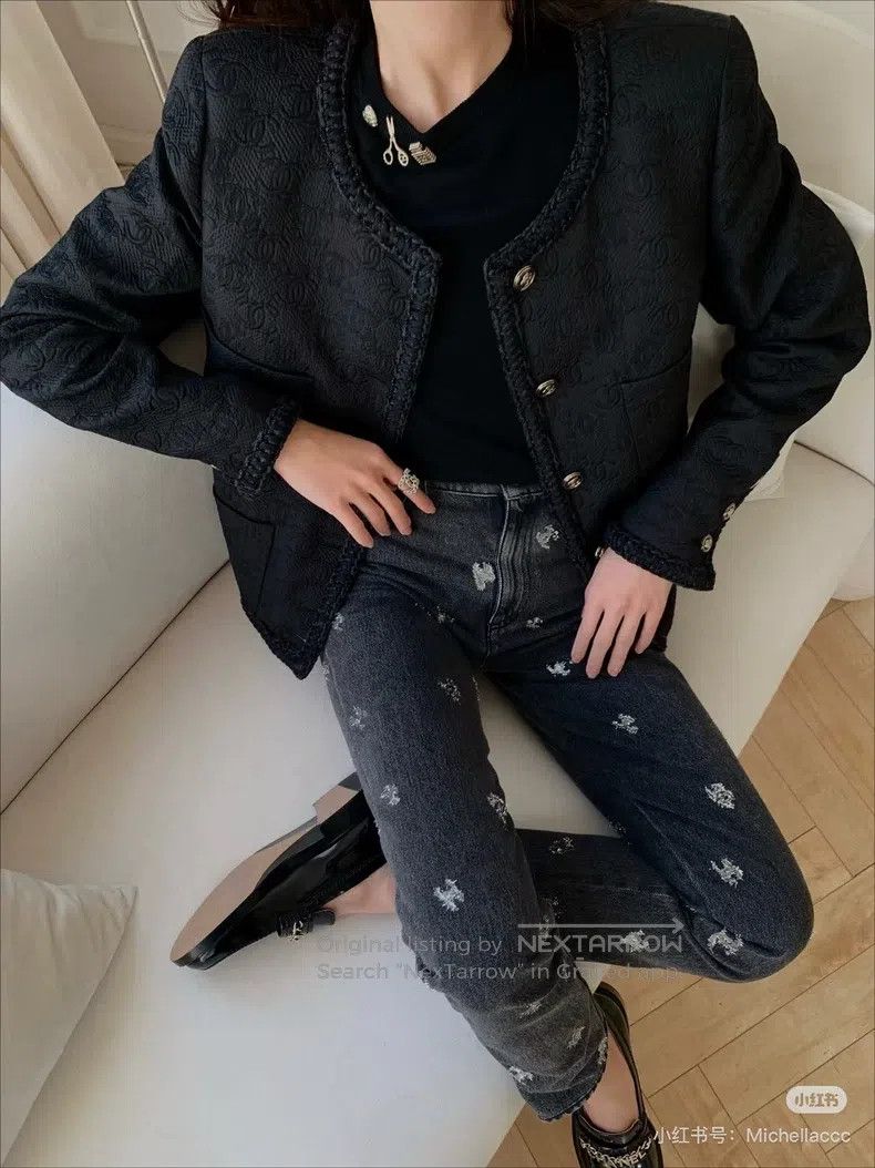Chanel Chanel 21K double C sequined shorts and jeans Size 24" / US 00 / IT 34 - 9 Thumbnail