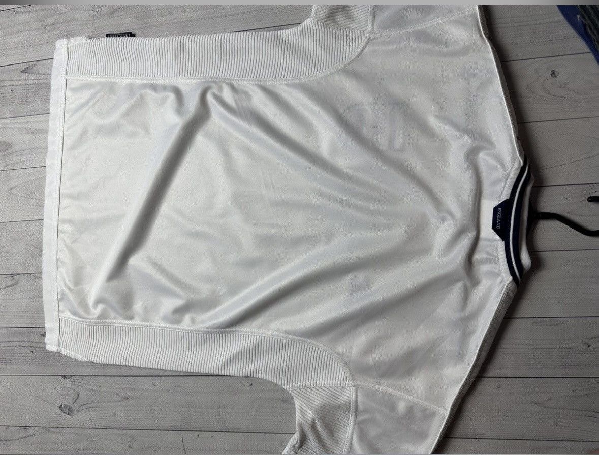Umbro × Vintage Vintage England soccer jersey Umbro size M white Size US M / EU 48-50 / 2 - 12 Thumbnail