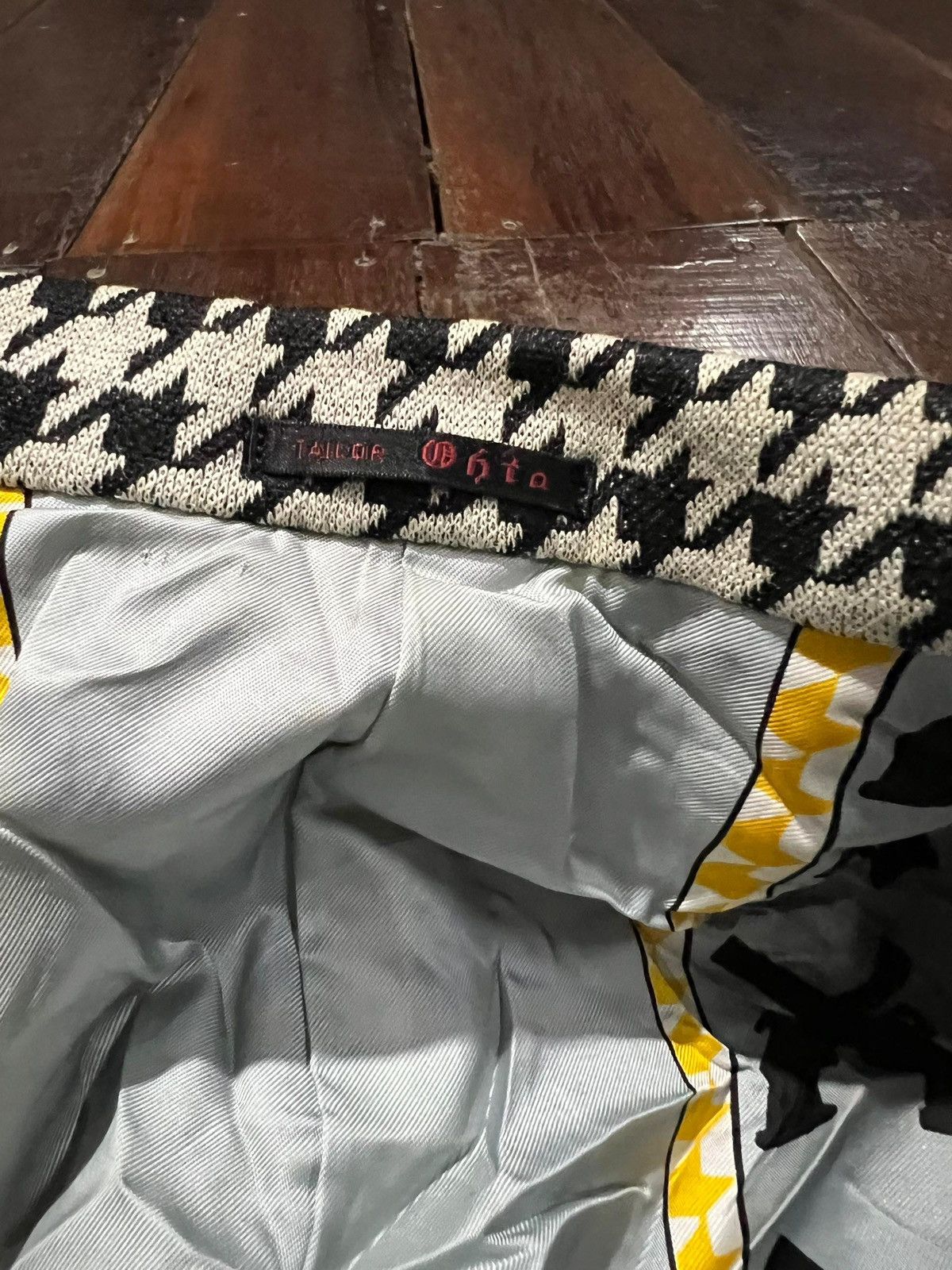 Ermenegildo Zegna Vintage Houndstooth Blazer by Ermenegildo Zegna (1990s) Size 38R - 7 Thumbnail