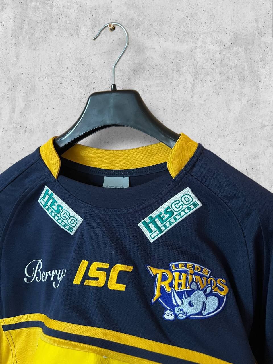 Other MINT ISC RUGBY LEAGUE LEEDS RHINOS 2011 HOME JERSEY tee Size US XL / EU 56 / 4 - 4 Thumbnail