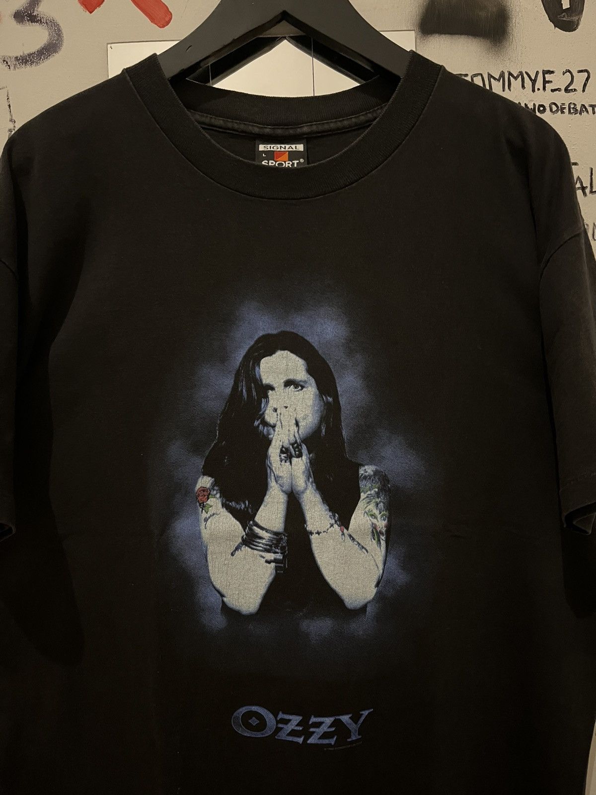 Vintage Vintage band tees ozzy osbourne 1995 Size US L / EU 52-54 / 3 - 4 Thumbnail