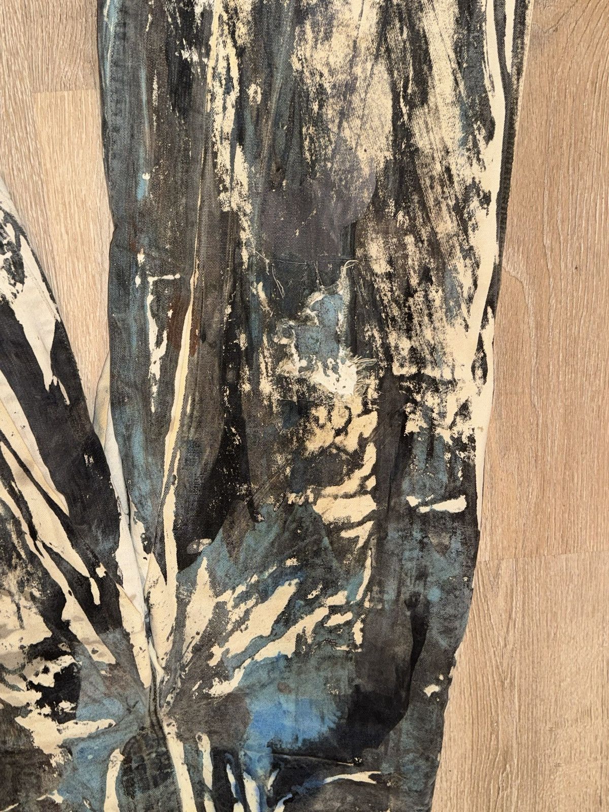 Other distressed workwear paint art reference archive 1 of 1 33x32 Size US 33 - 8 Thumbnail