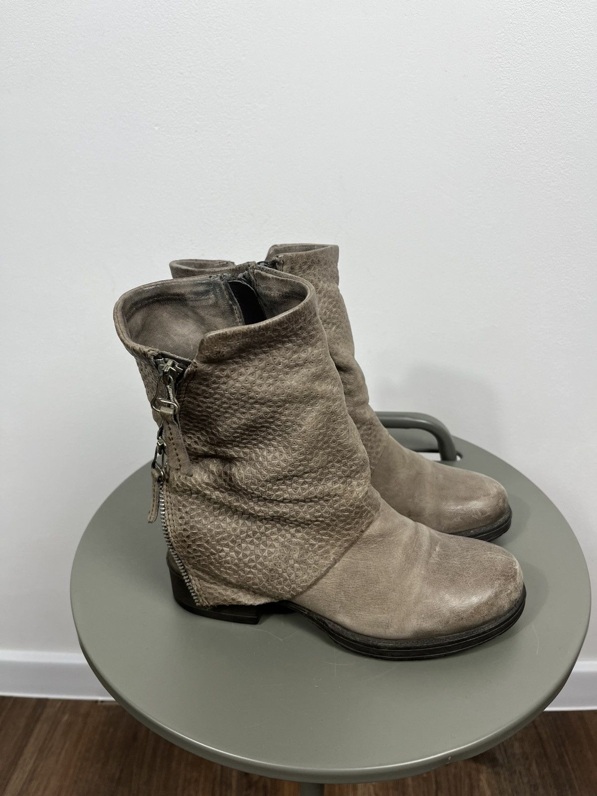 Other Womens Leather Ankle Boots Double Zip Low Heel EU 36 Size US 5.5 / IT 35.5 - 2 Thumbnail