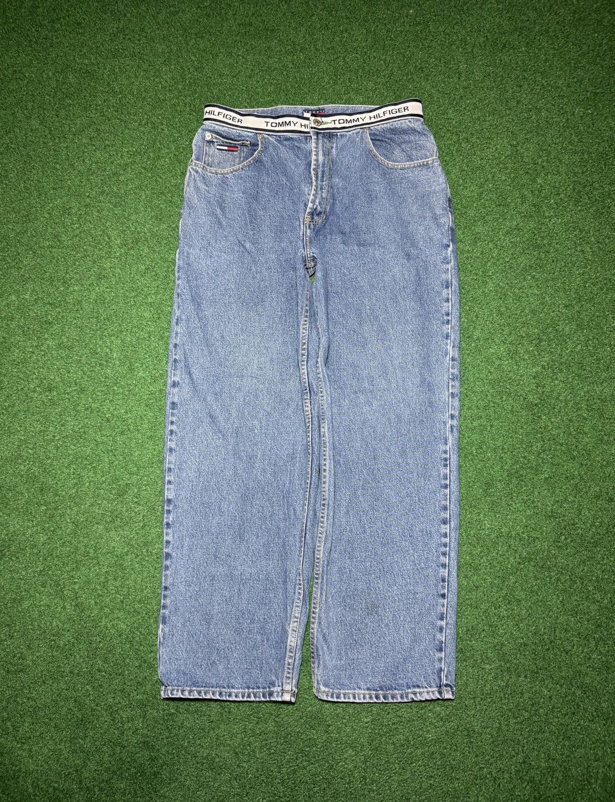 Tommy Hilfiger Vintage 90s Tommy Hilfiger High Waisted 33x30 Baggy Jeans Size US 33 - 3 Thumbnail