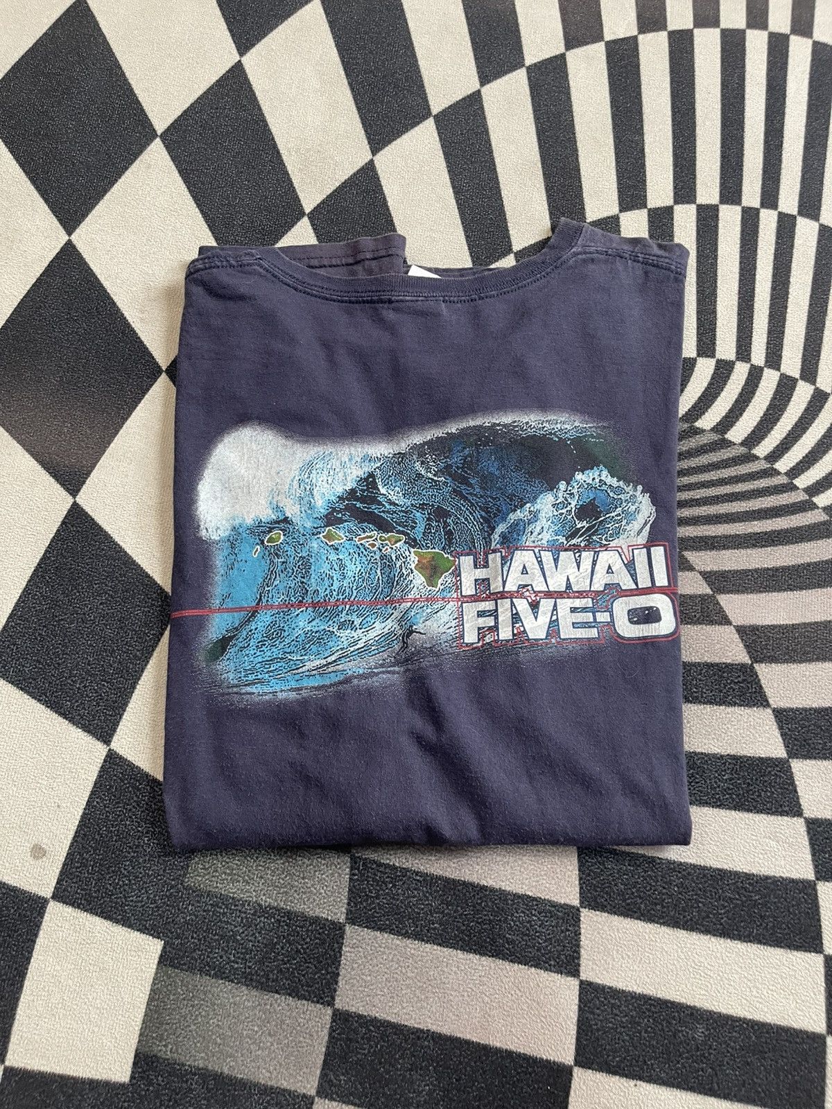 Other VINTAGE Y2K ANVIL HAWAII FIVE-O SURFING T-SHIRT Size US XXL / EU 58 / 5 - 1 Thumbnail