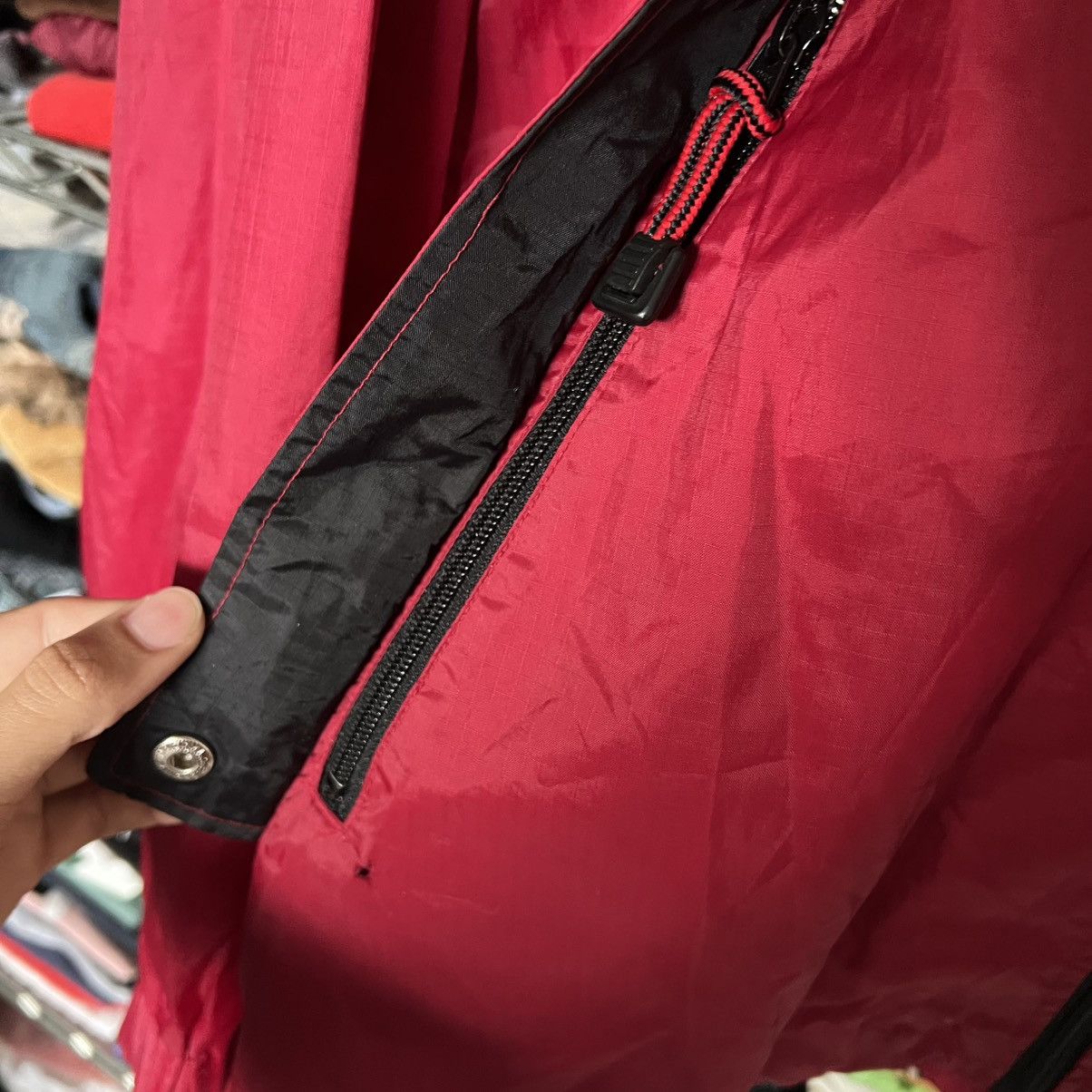 Tommy Hilfiger × Vintage 90s Tommy Hilfiger Outdoor Packable Windbreaker Size US XL / EU 56 / 4 - 2 Thumbnail