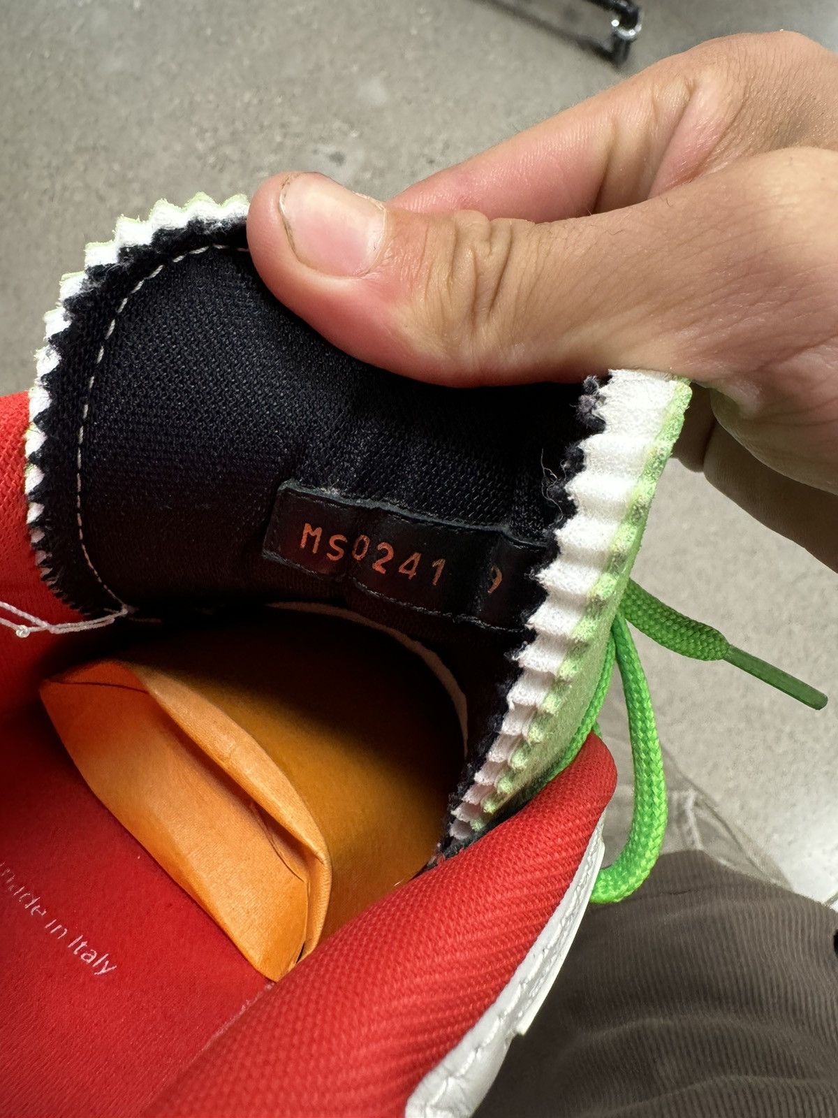 Louis Vuitton × Virgil Abloh AW2021 Louis Vuitton ‘SoHo Exclusive’ 1/500 LV Trainers Size US 9.5 / EU 42-43 - 7 Thumbnail