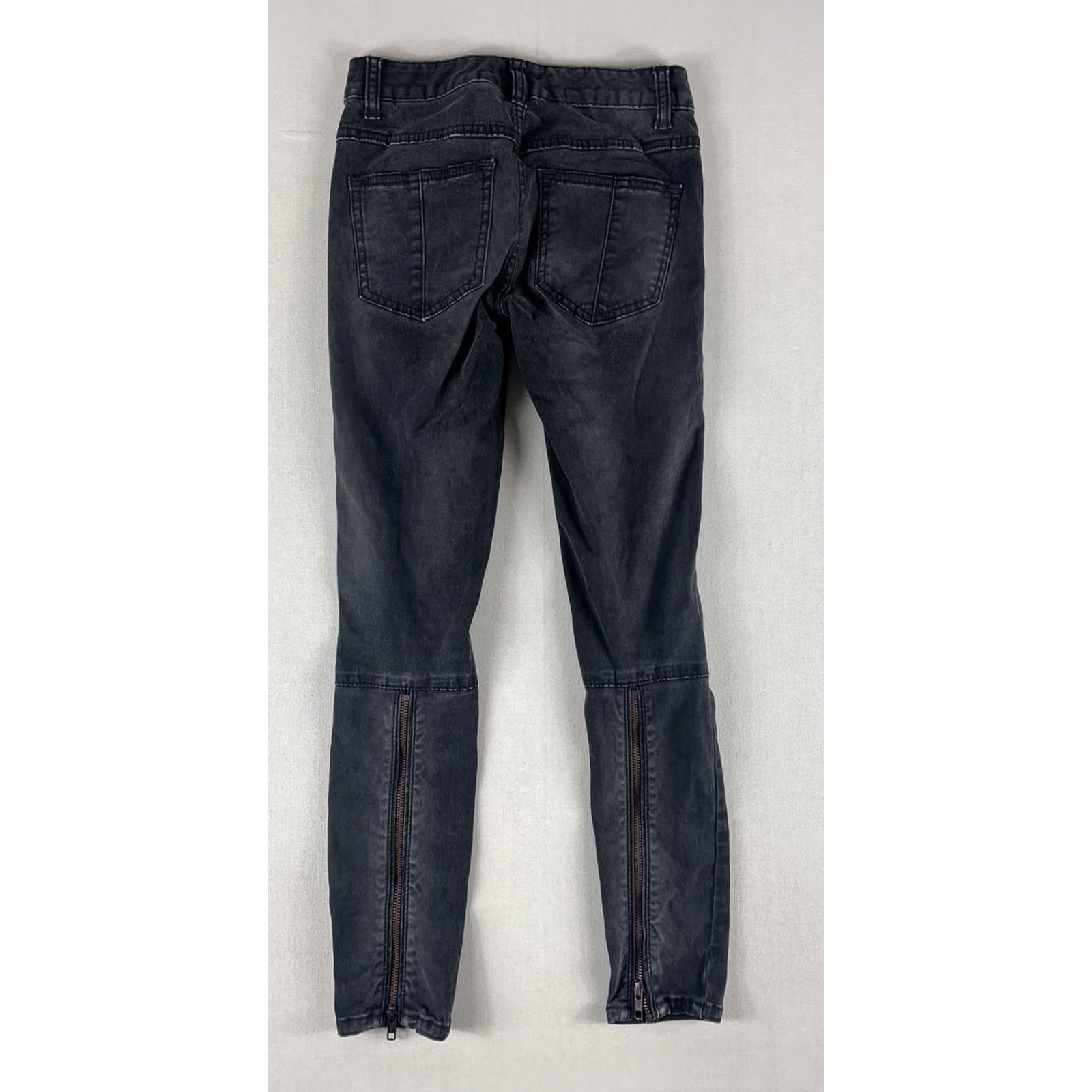 Free People FREE PEOPLE SKINNY JEANS BLACK WOMENS SIZE 24 Size 42" / US 20 - 2 Thumbnail