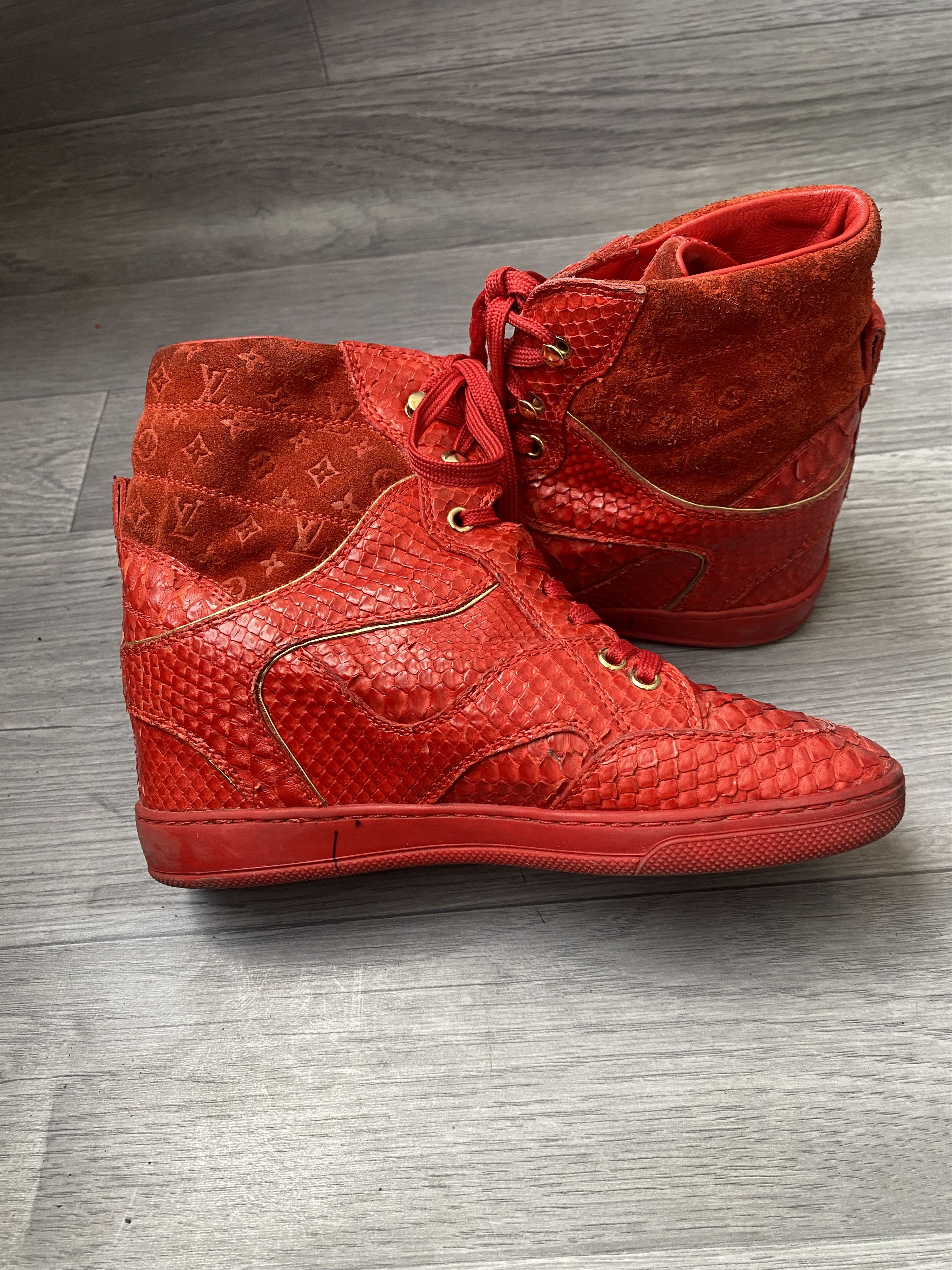 Designer × Louis Vuitton Louis vuitton wedge monogram sneaker boots sz 36 Size US 6 / IT 36 - 7 Thumbnail