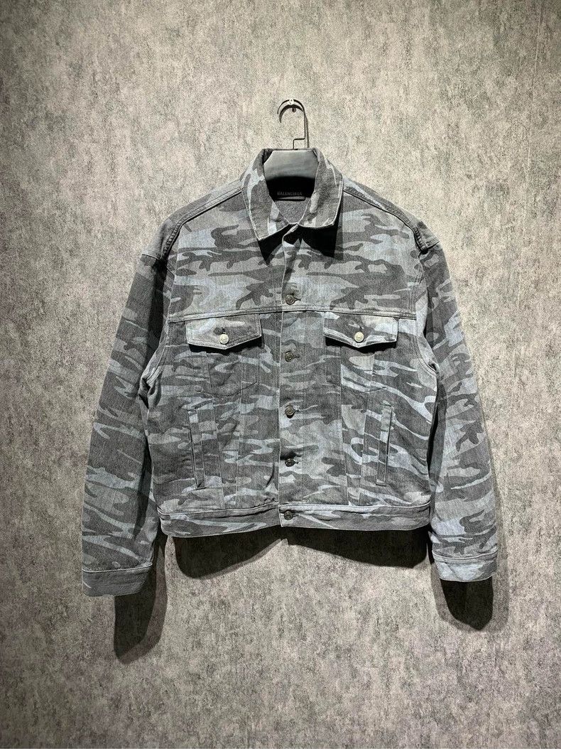 Balenciaga Balenciaga Camo denim jacket 2502-Nextarrow Size US S / EU 44-46 / 1 - 1 Thumbnail