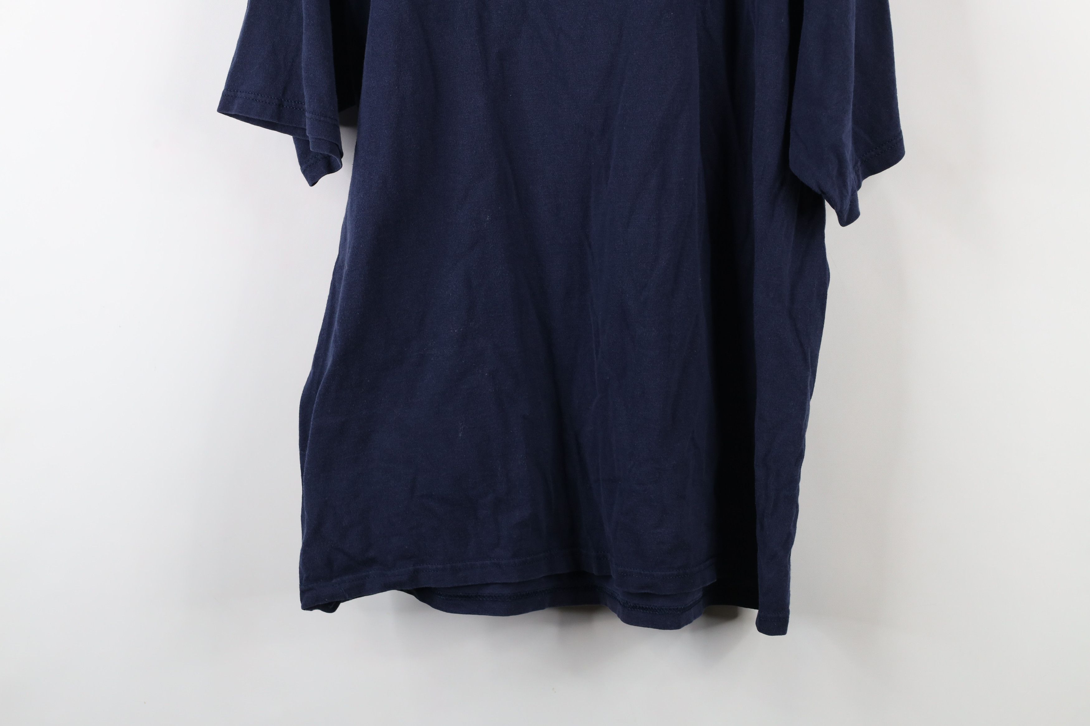 Vintage Vintage Champs University of Michigan Football T-Shirt Size US L / EU 52-54 / 3 - 14 Thumbnail