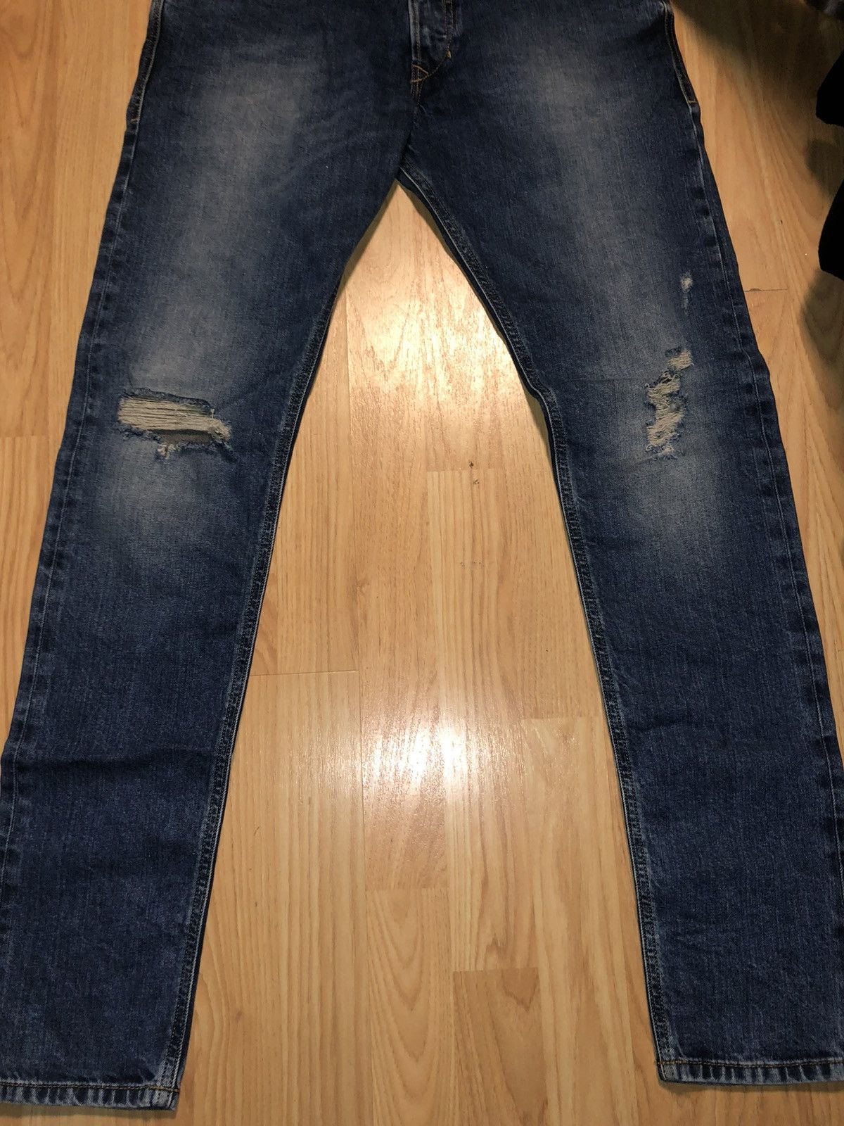 Diesel Diesel Tepphar Distressed Slim Carrot Jeans - Size 30 Size US 30 / EU 46 - 4 Thumbnail
