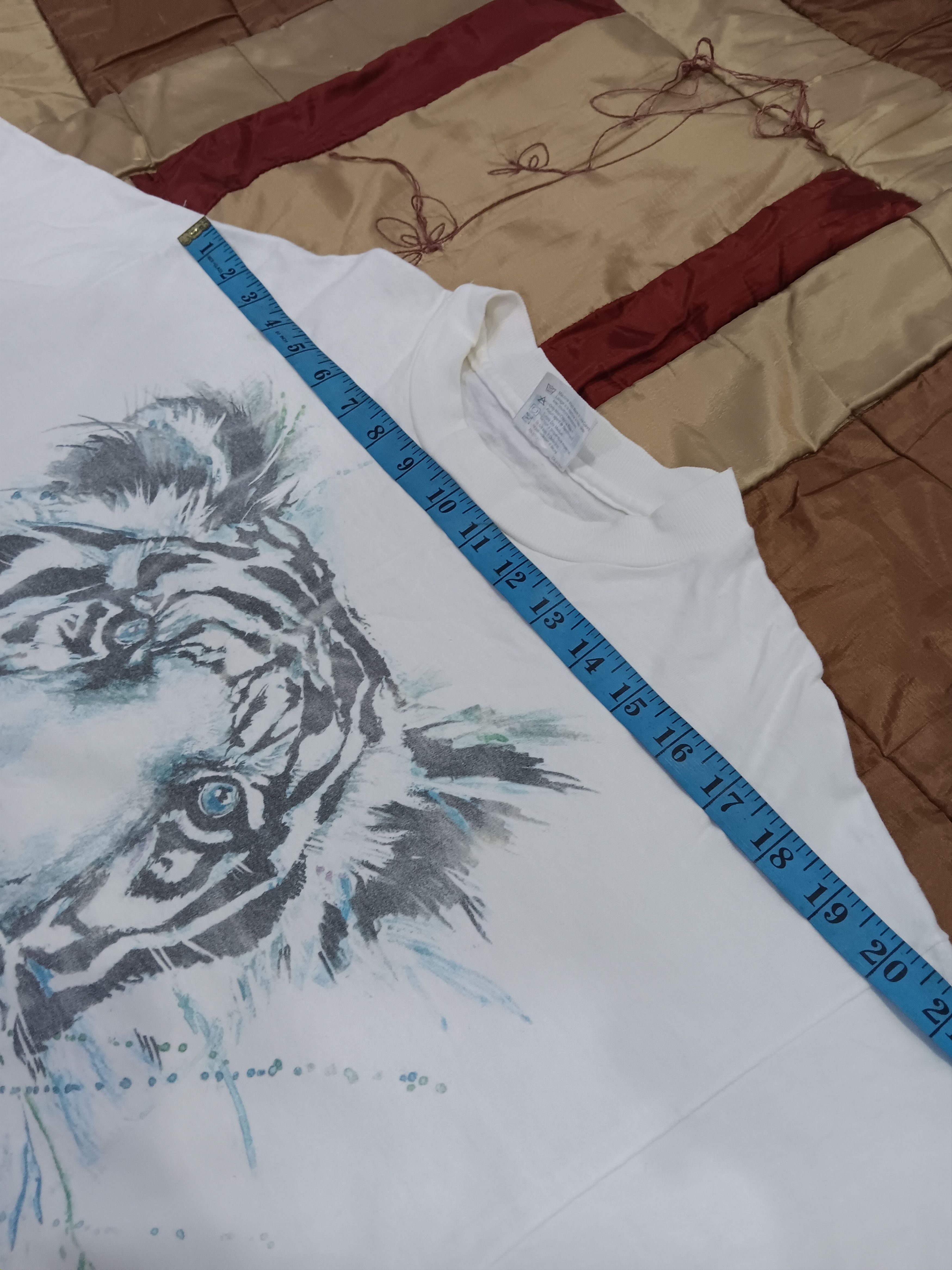 Vintage Vintage 80s White Tiger T-shirt Size US XL / EU 56 / 4 - 10 Thumbnail