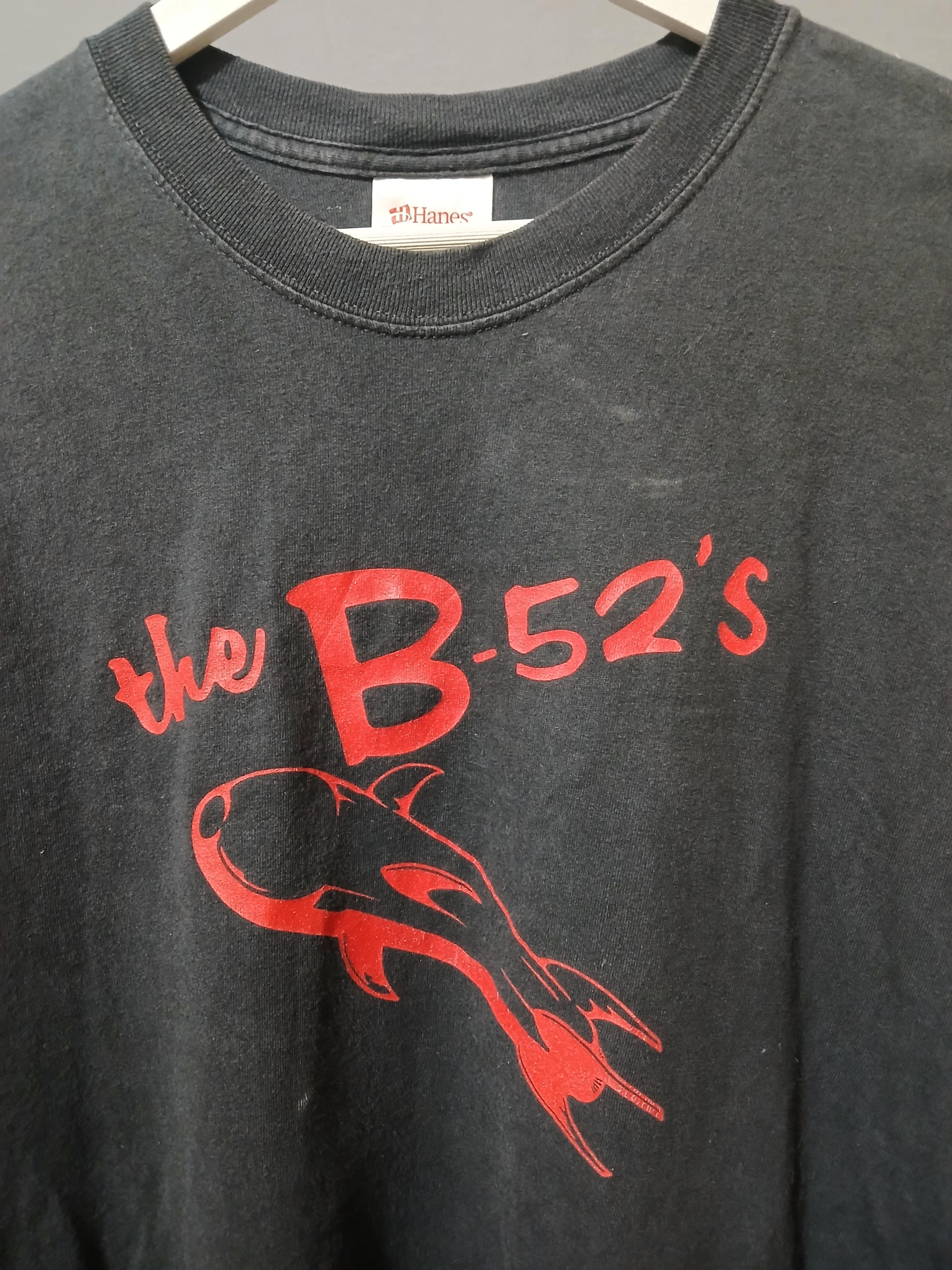 Hanes T-shirt Band Vintage The B-52s Nude On The Moon Tour 2002 Size US XL / EU 56 / 4 - 2 Thumbnail