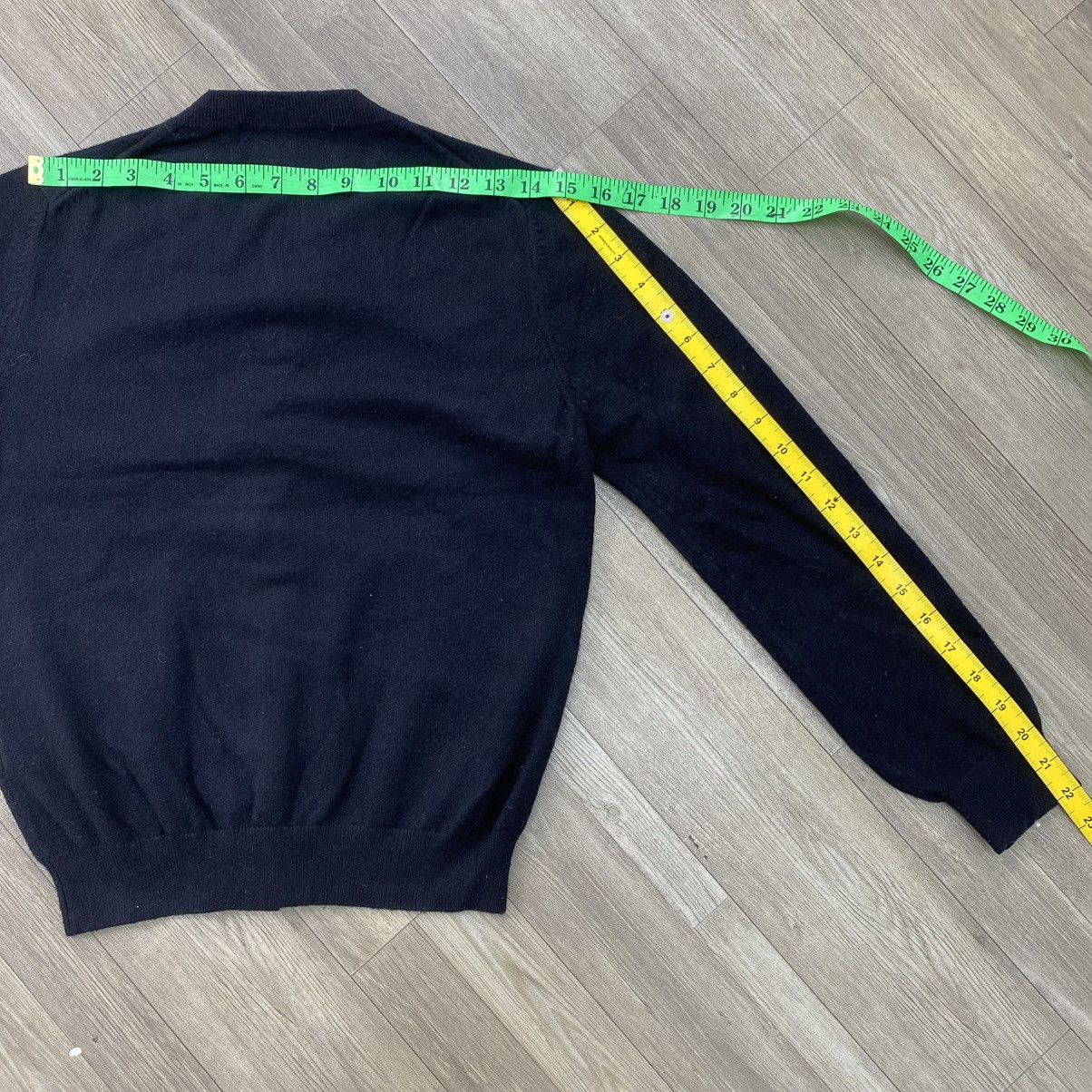 Comme des Garcons PLAY AD2018 Comme Des Garcons PLAY Double Heart Logo Cardigans Size US M / EU 48-50 / 2 - 11 Thumbnail