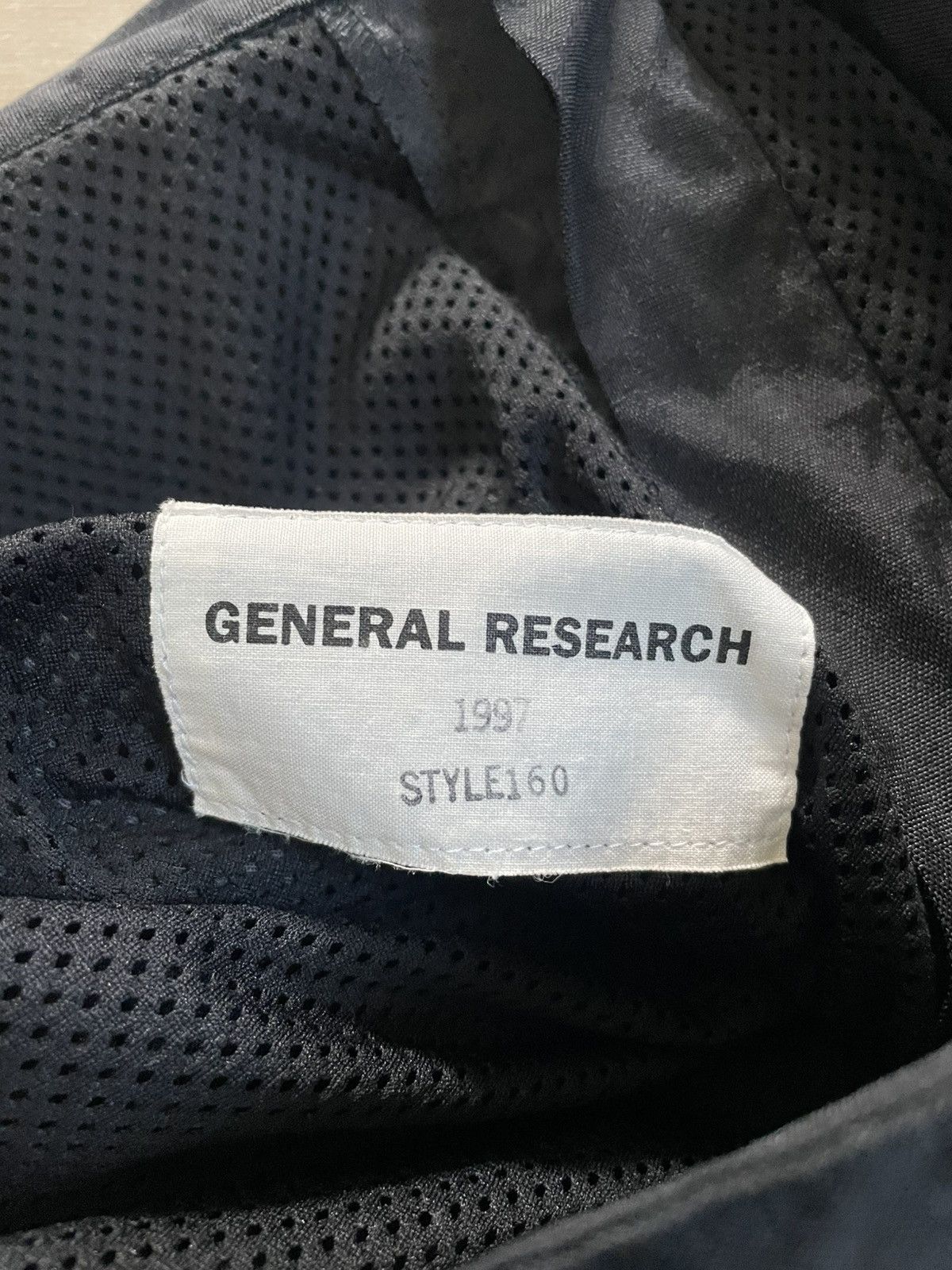 General Research General Research SS97 Technical Shorts Size US 29 - 10 Thumbnail