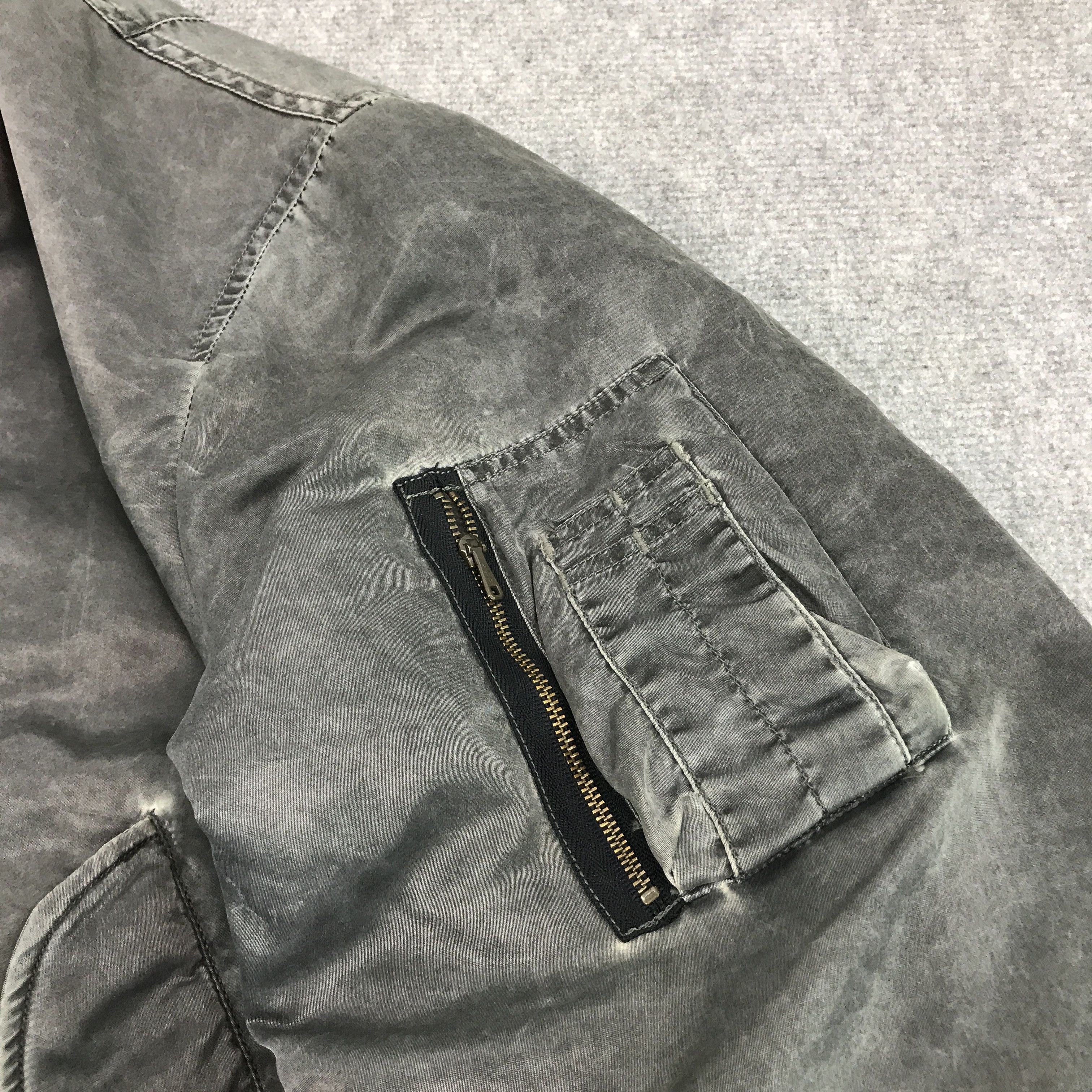 Japanese Brand BLACK FADED MA-1 STYLE BOMBERS JACKET Size US L / EU 52-54 / 3 - 8 Thumbnail
