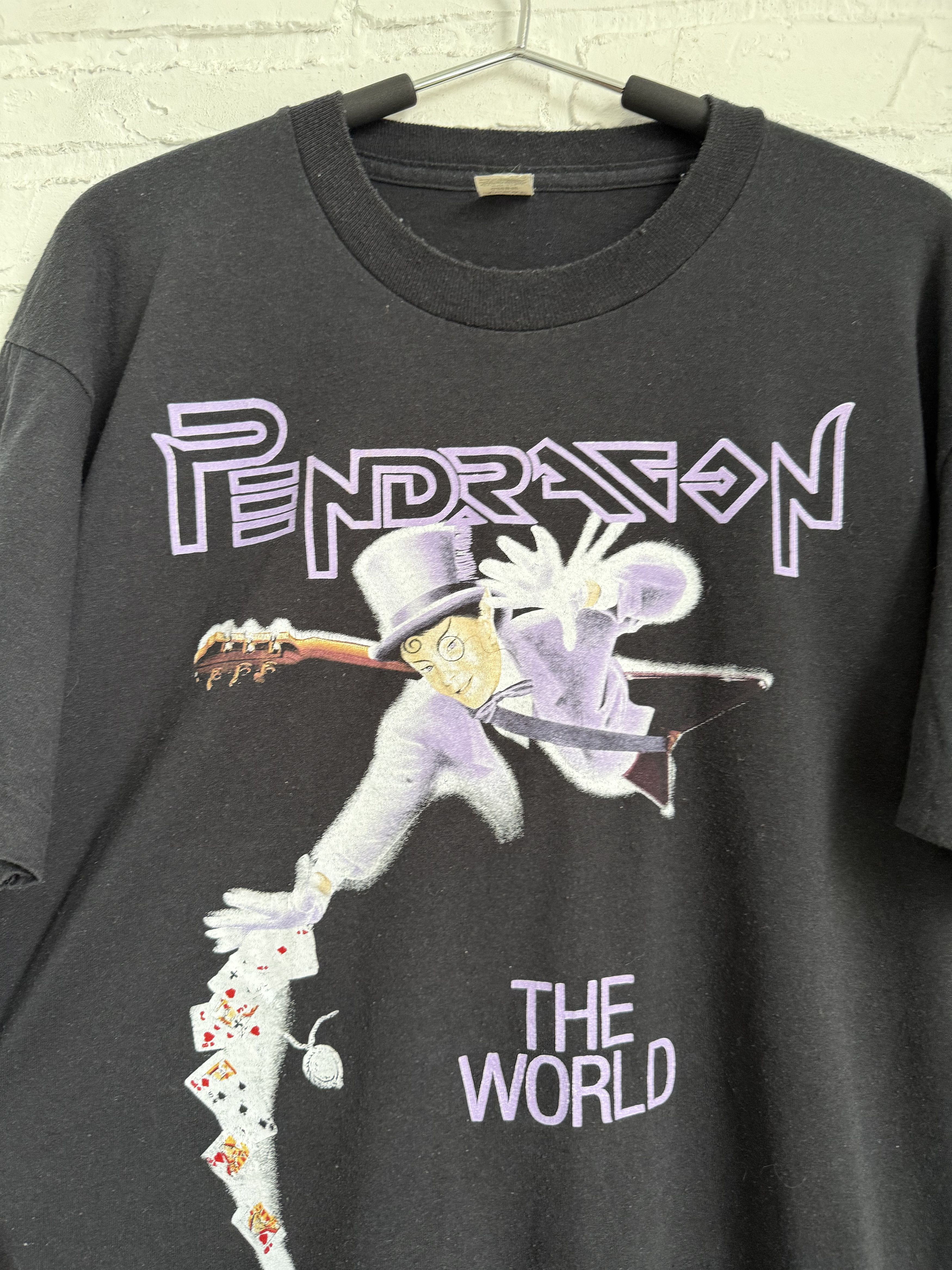 Band Tees Vintage 1991 Pendragon the world t-shirt Size US XL / EU 56 / 4 - 2 Thumbnail